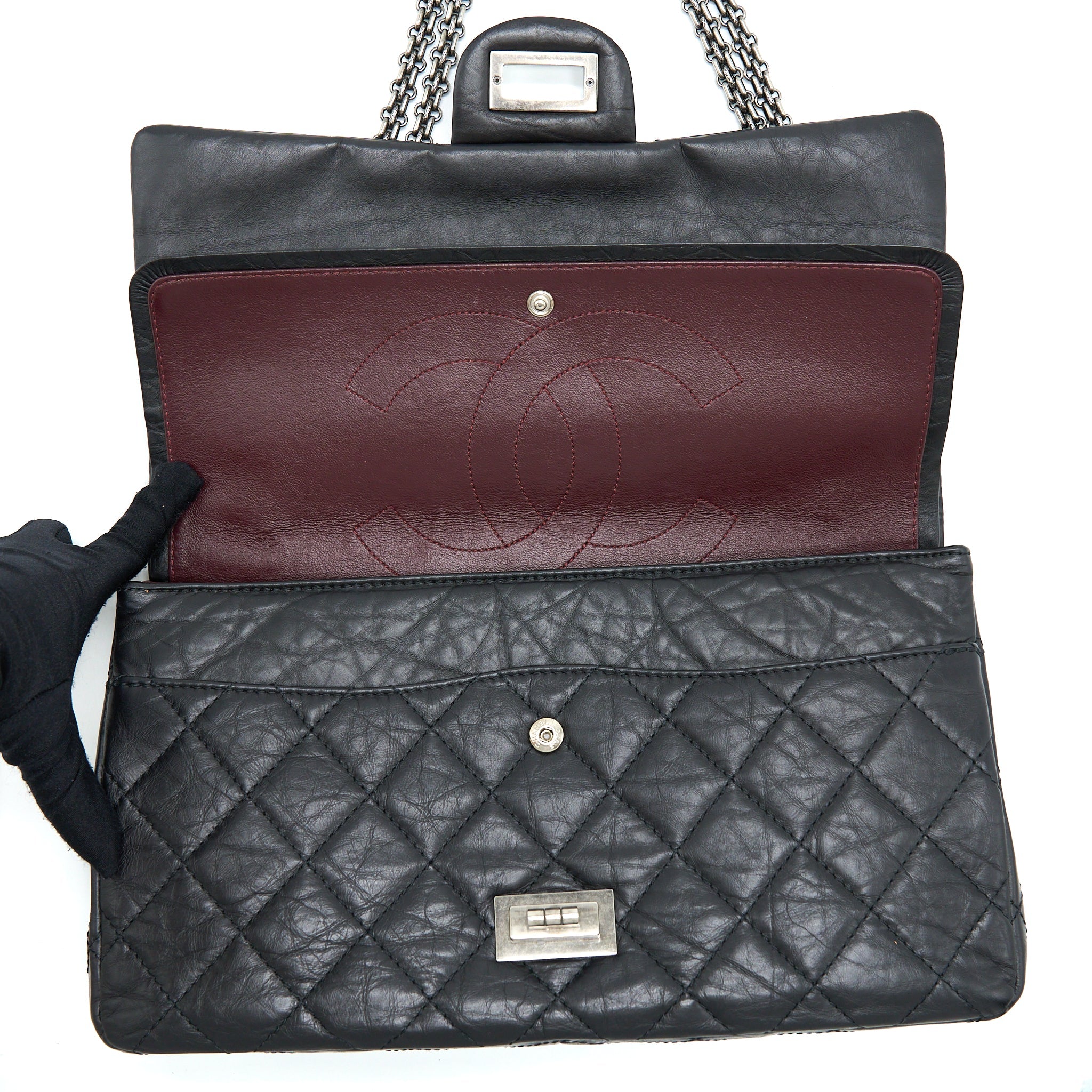 chanel-2-55-227-reissue-calfskin-black-ruthenium-hardware