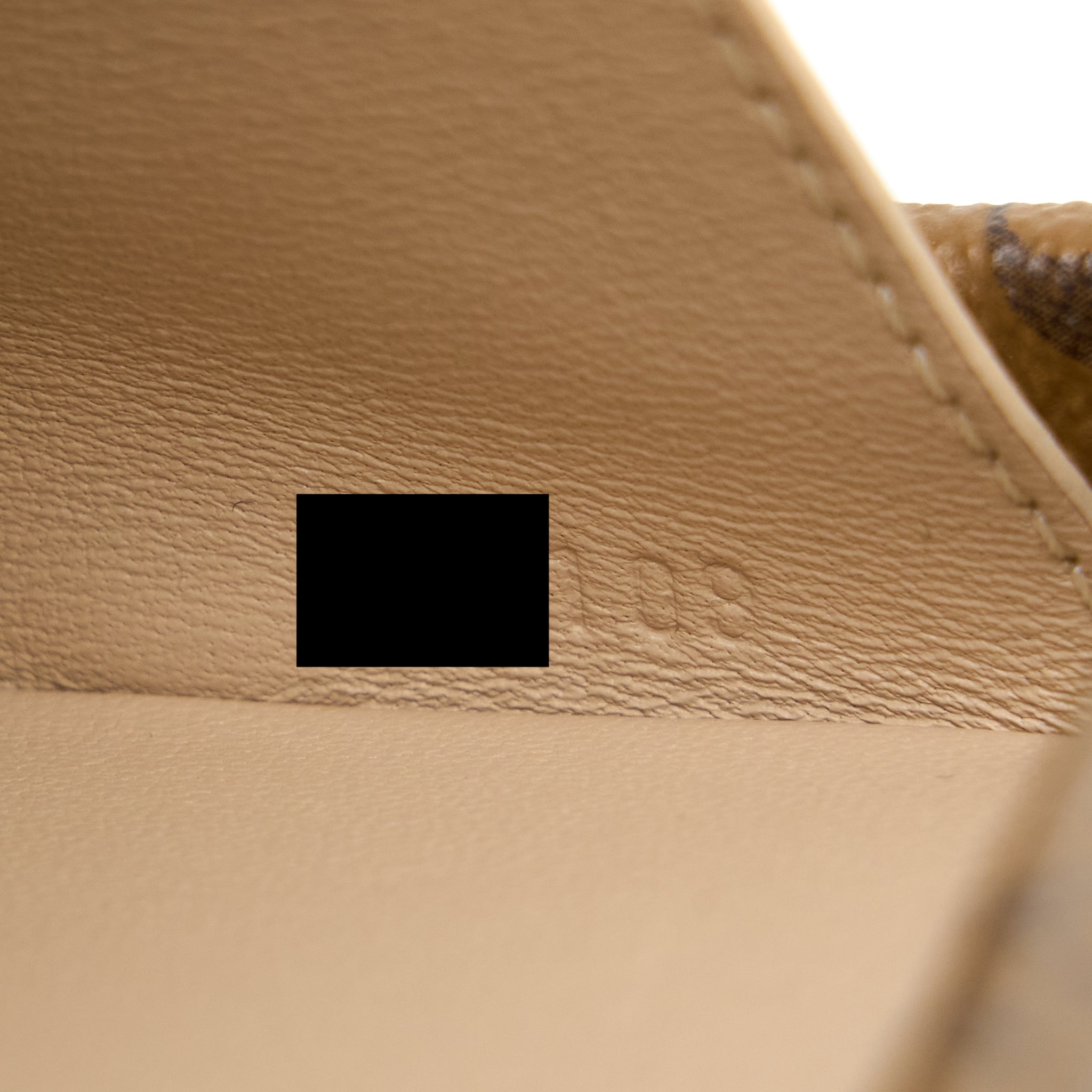 louis-vuitton-petit-malle-monogram-reverse-canvas-ghw