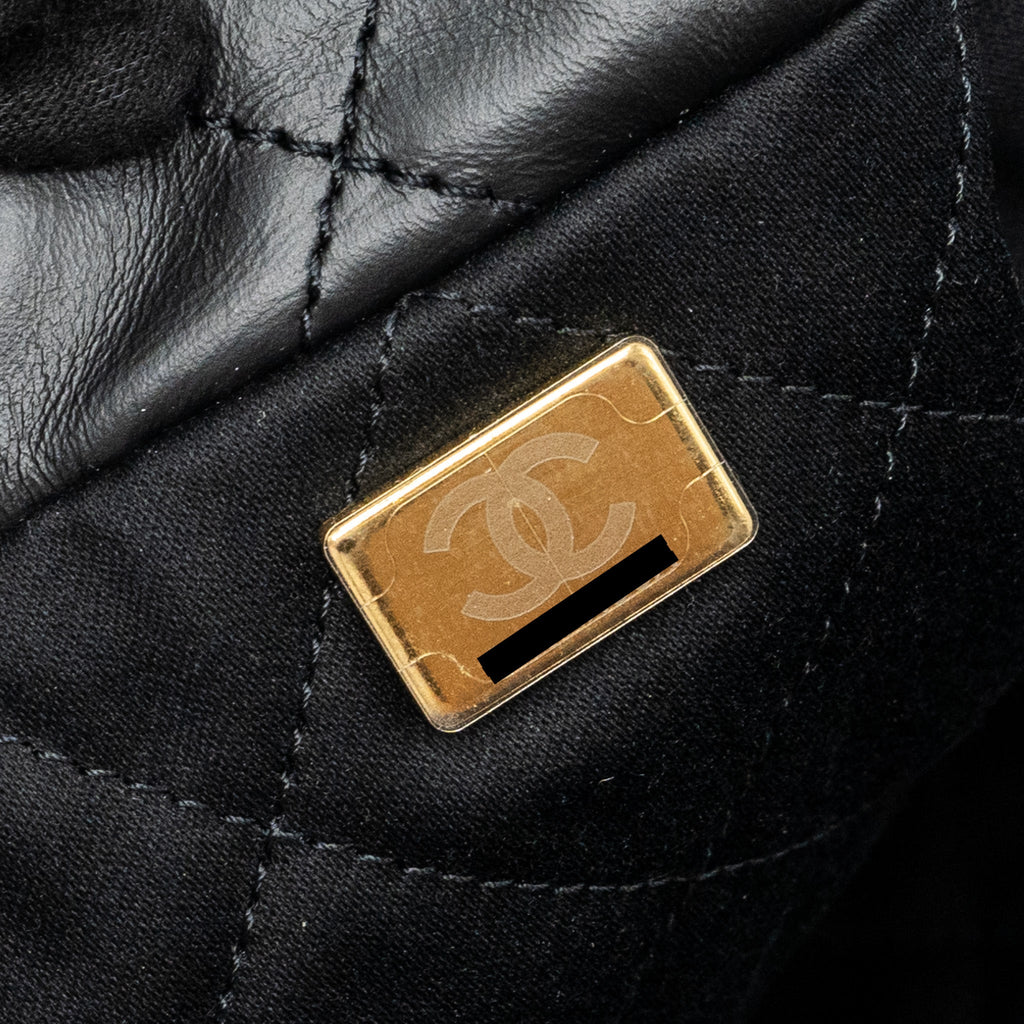 chanel-medium-22-bag-white-letter-calfskin-black-ghwmicrochip