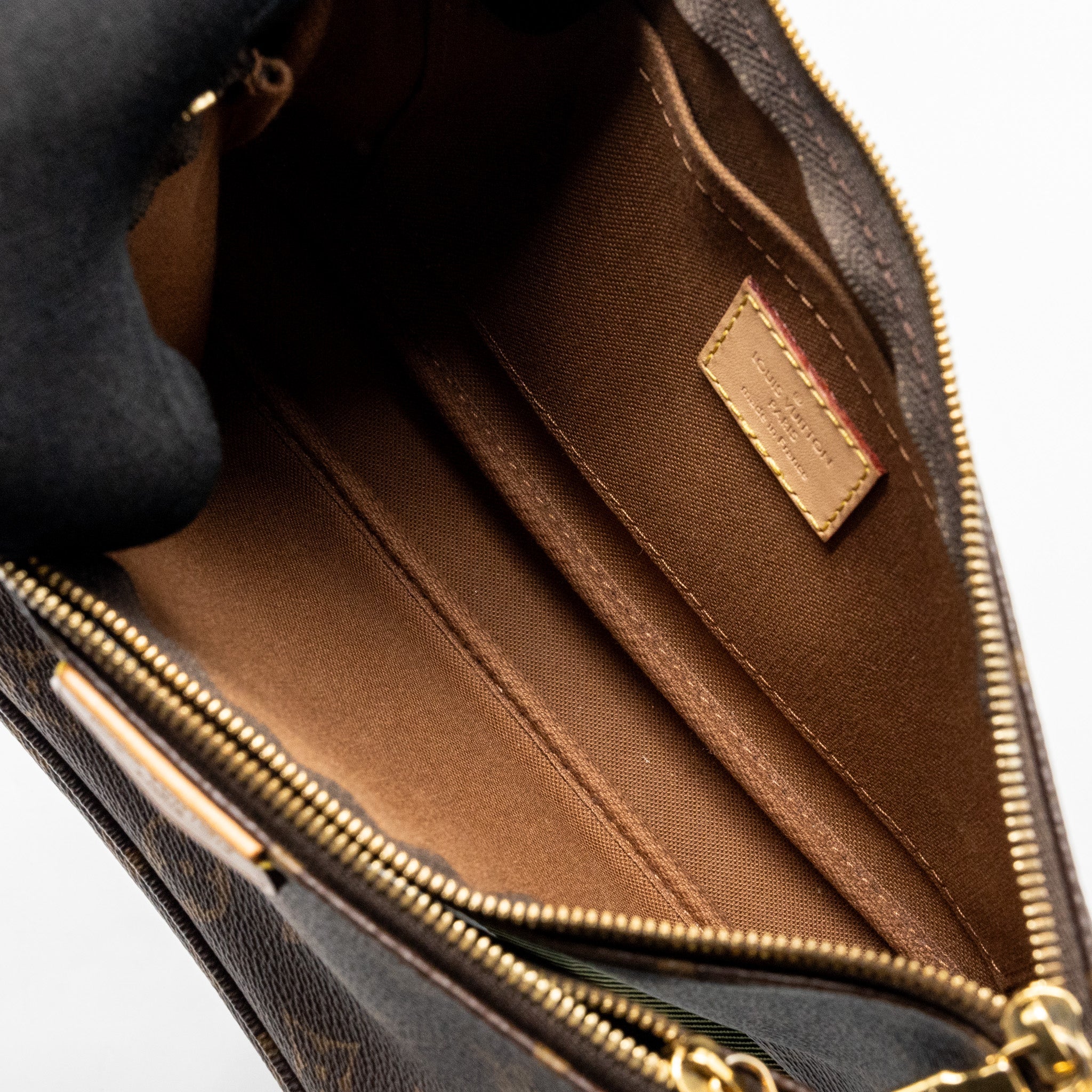louis-vuitton-multi-pochette-monogram-canvas-khaki-strap-ghw-5