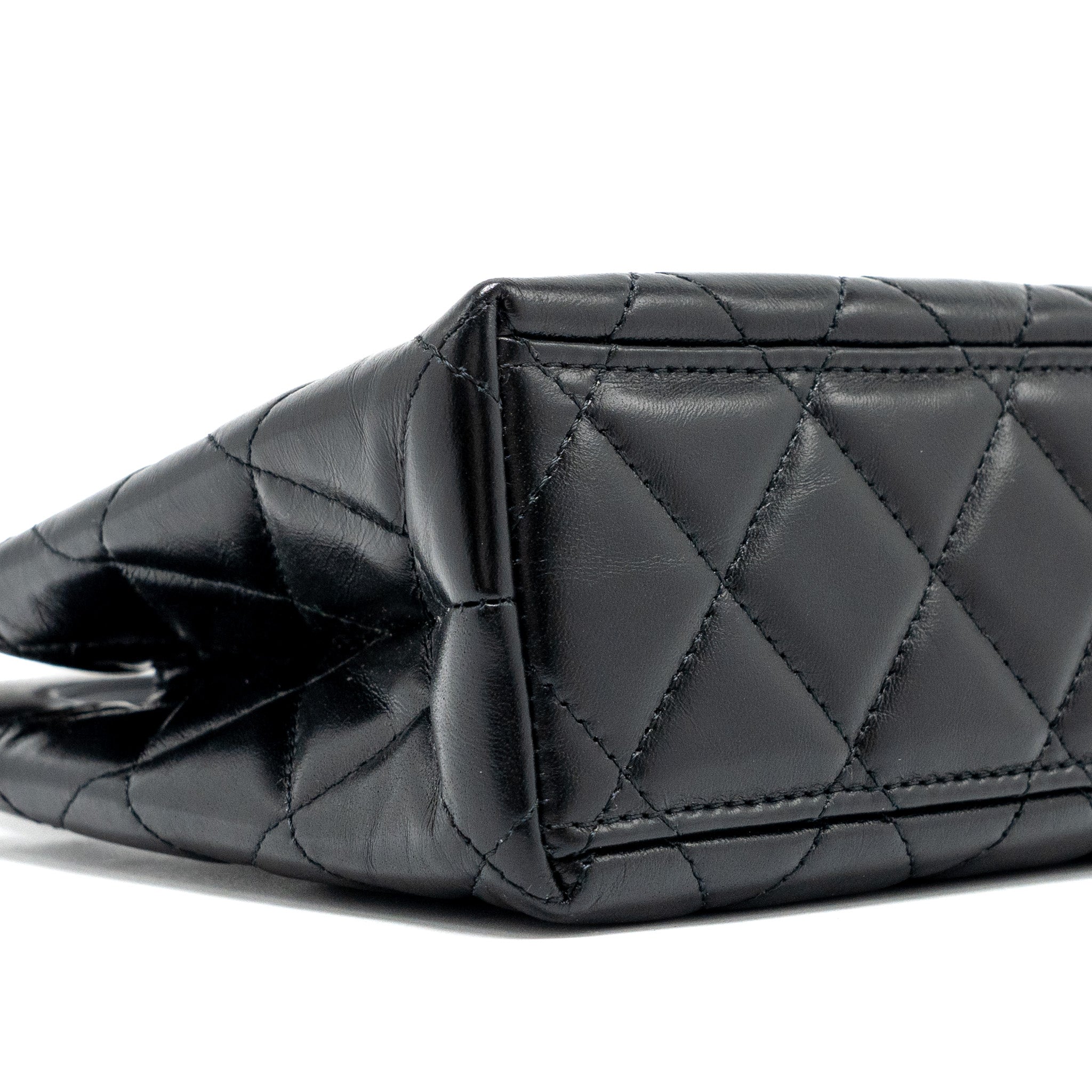 chanel-24p-mini-shopping-tote-calfskin-black-ghwmicrochip-1