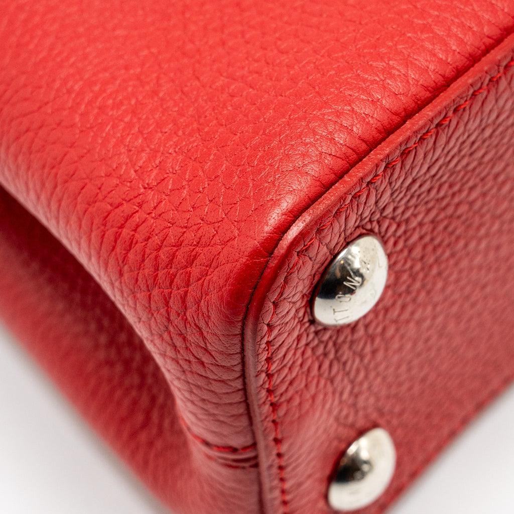 louis-vuitton-capcuine-bb-taurillon-red-shw-1