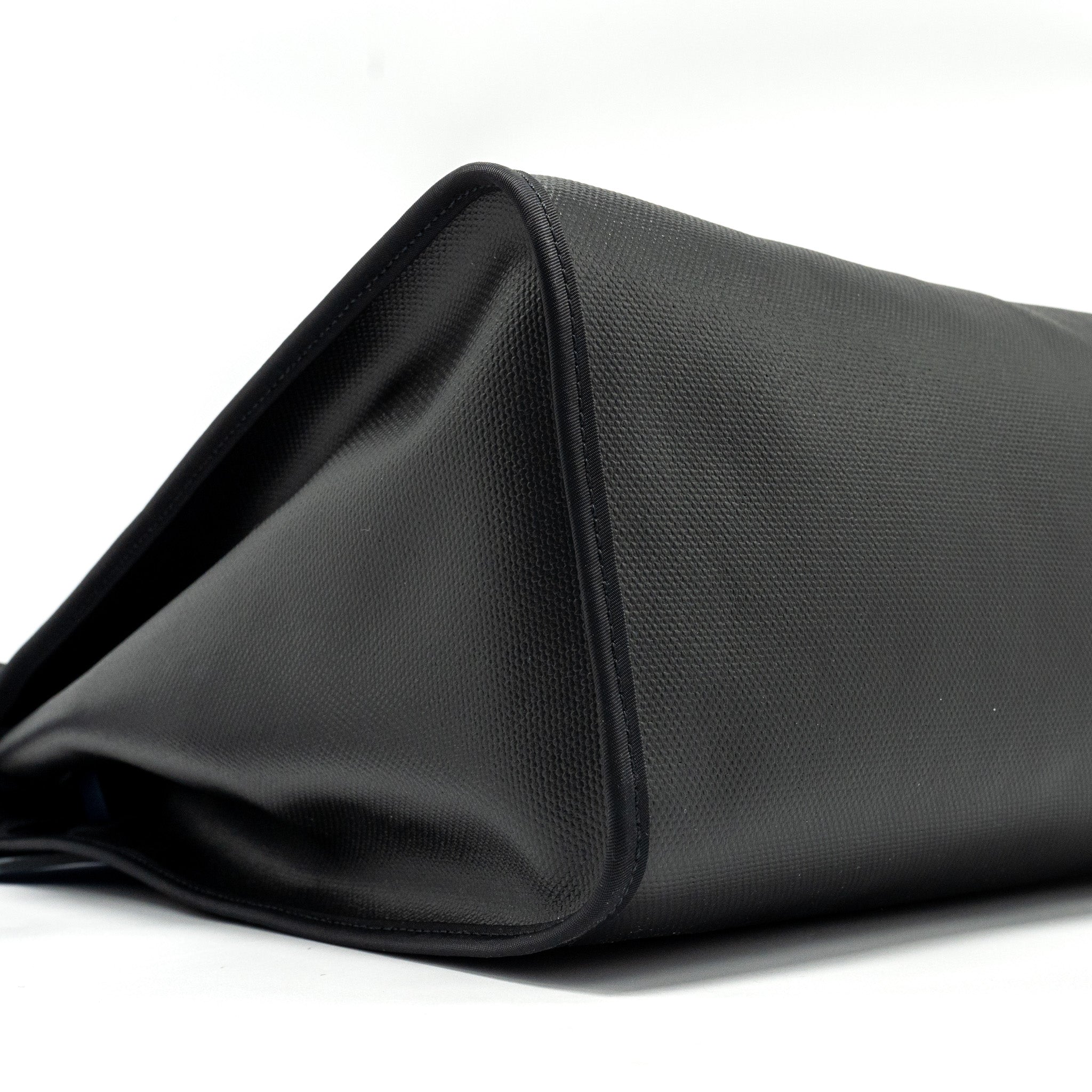 hermes-herbag-zip-39-bag-berline-canvas-leather-black-blue-shw-stamp-c