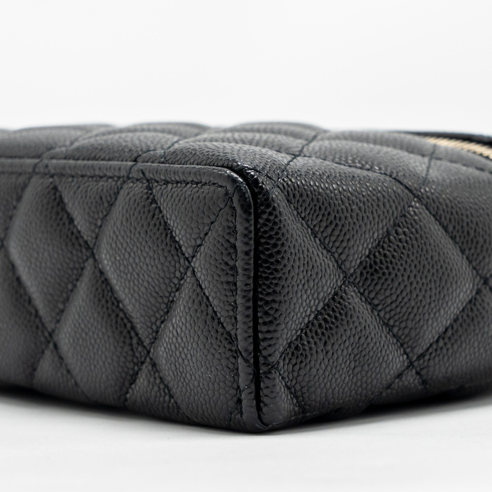 chanel-25p-cc-top-handle-vanity-with-chain-caviar-black-lghwmicrochip