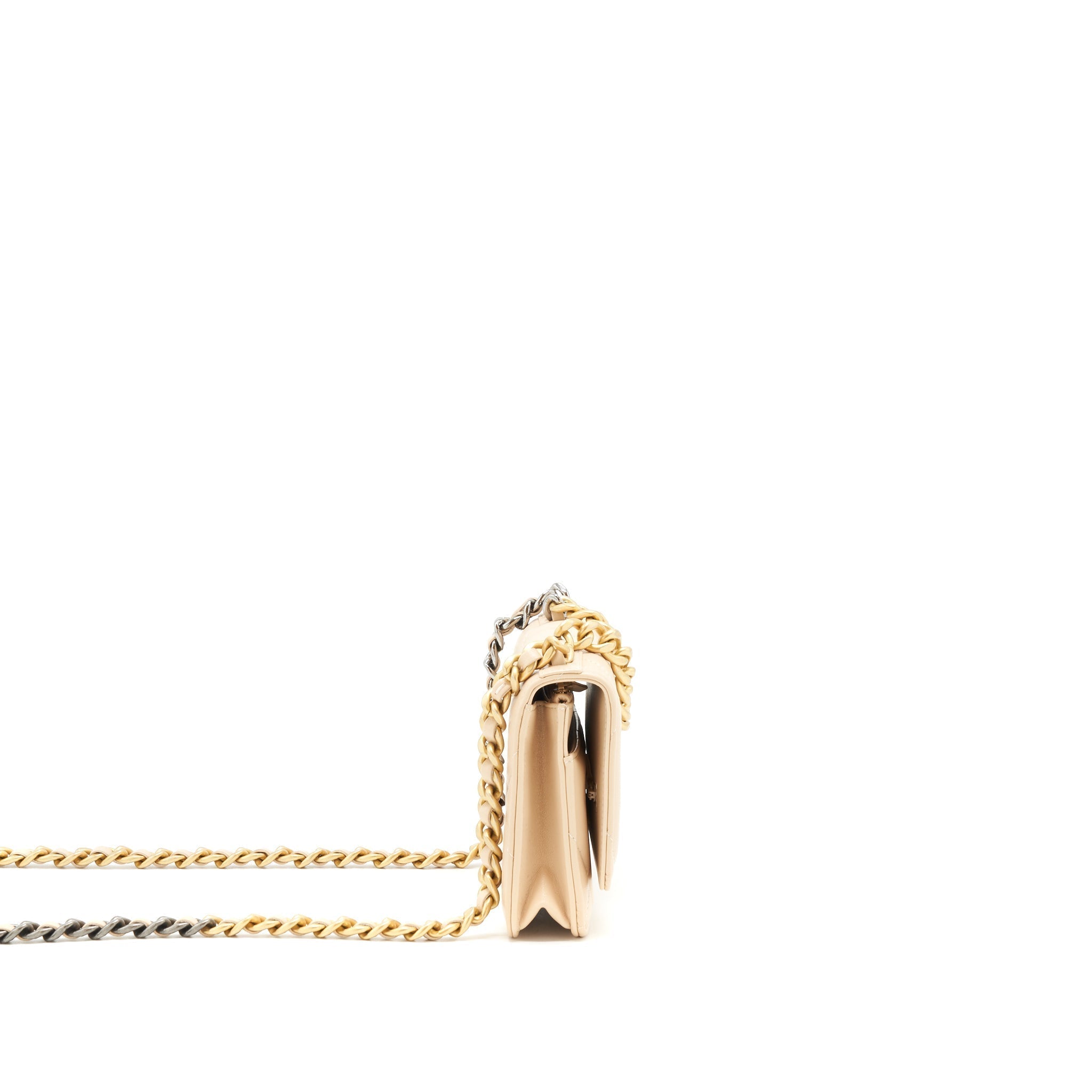 chanel-19-wallet-on-chain-beige-ghw