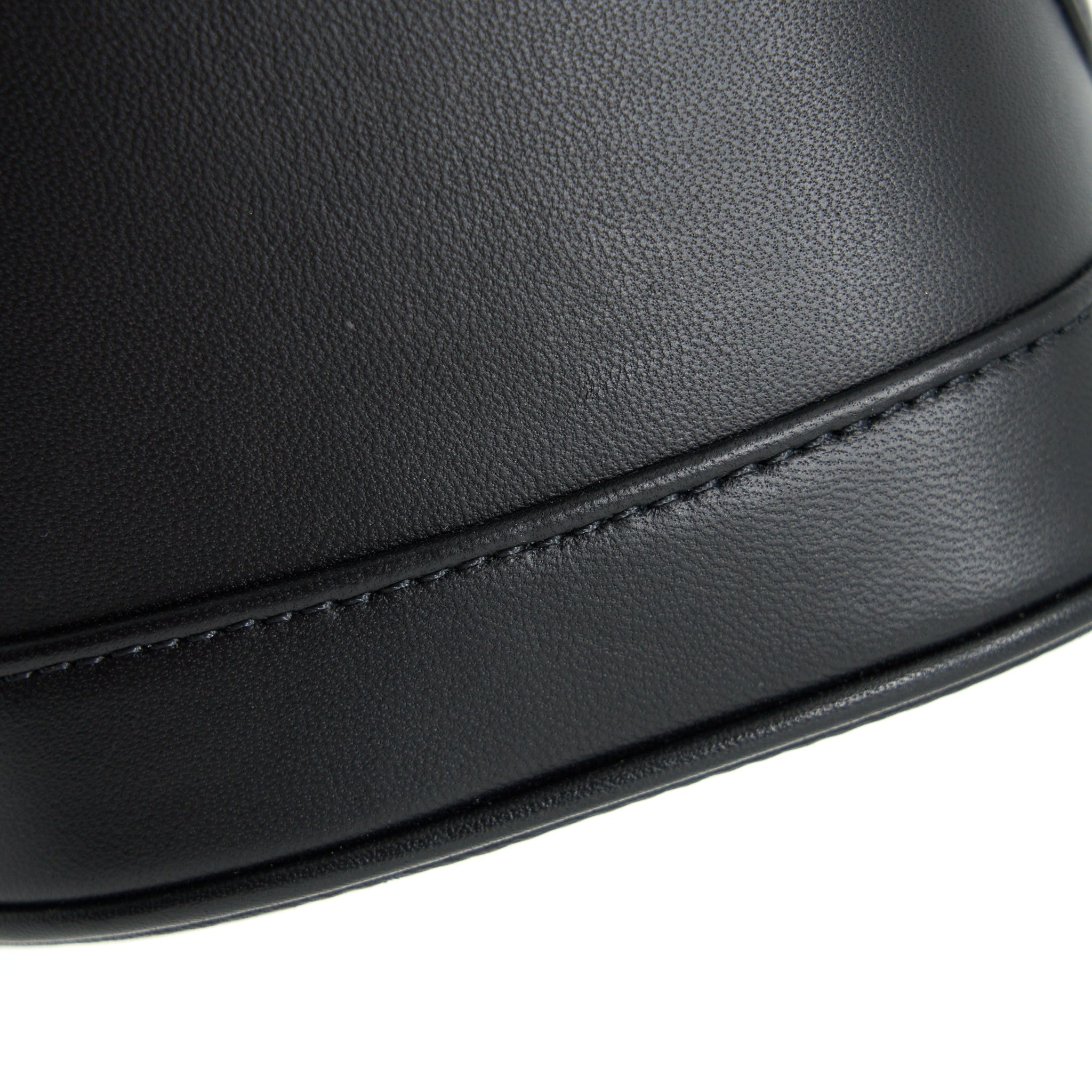 chanel-vanity-case-lambskin-black-lghw