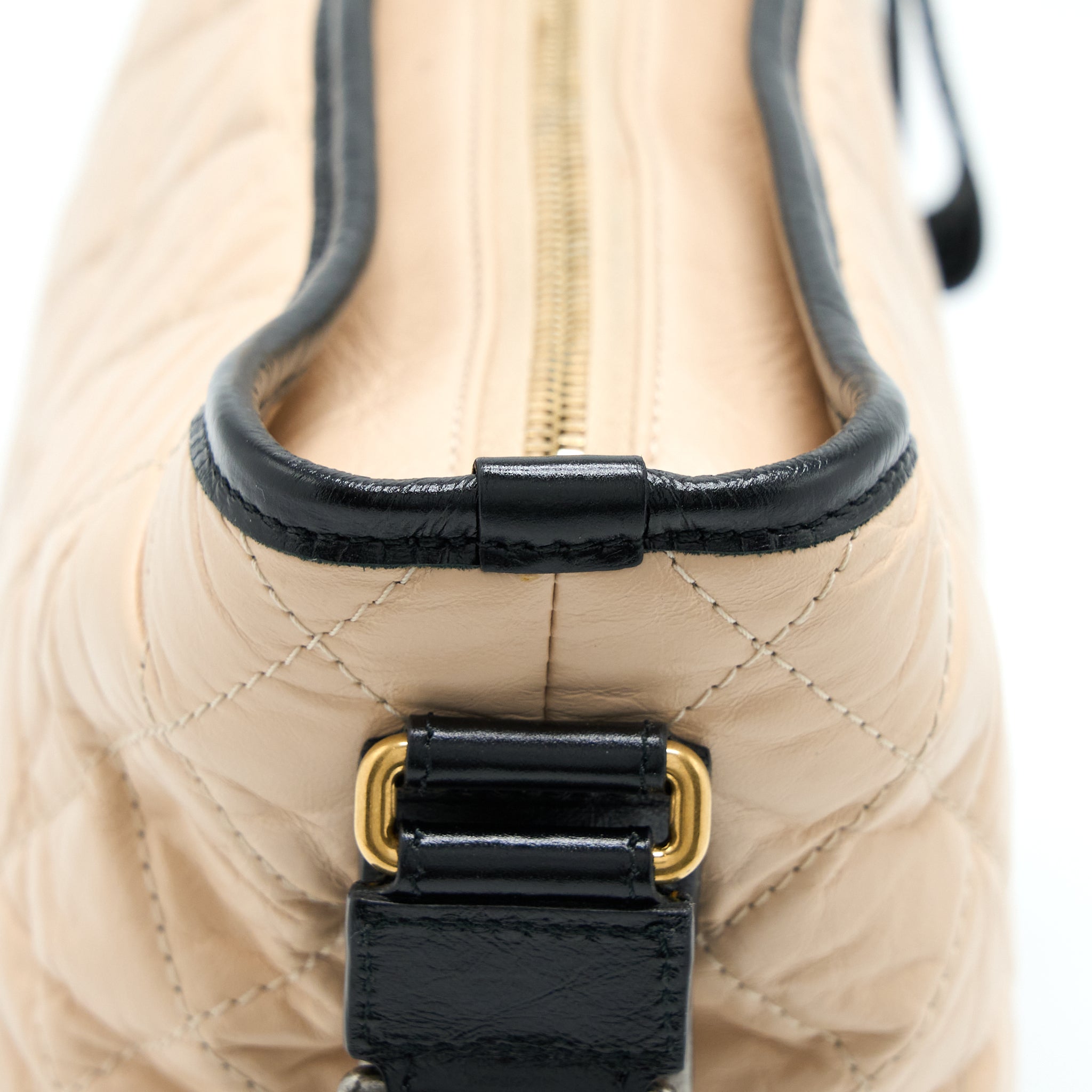 chanel-medium-gabrielle-hobo-bag-calfskin-beige-black-multicolour-hardware