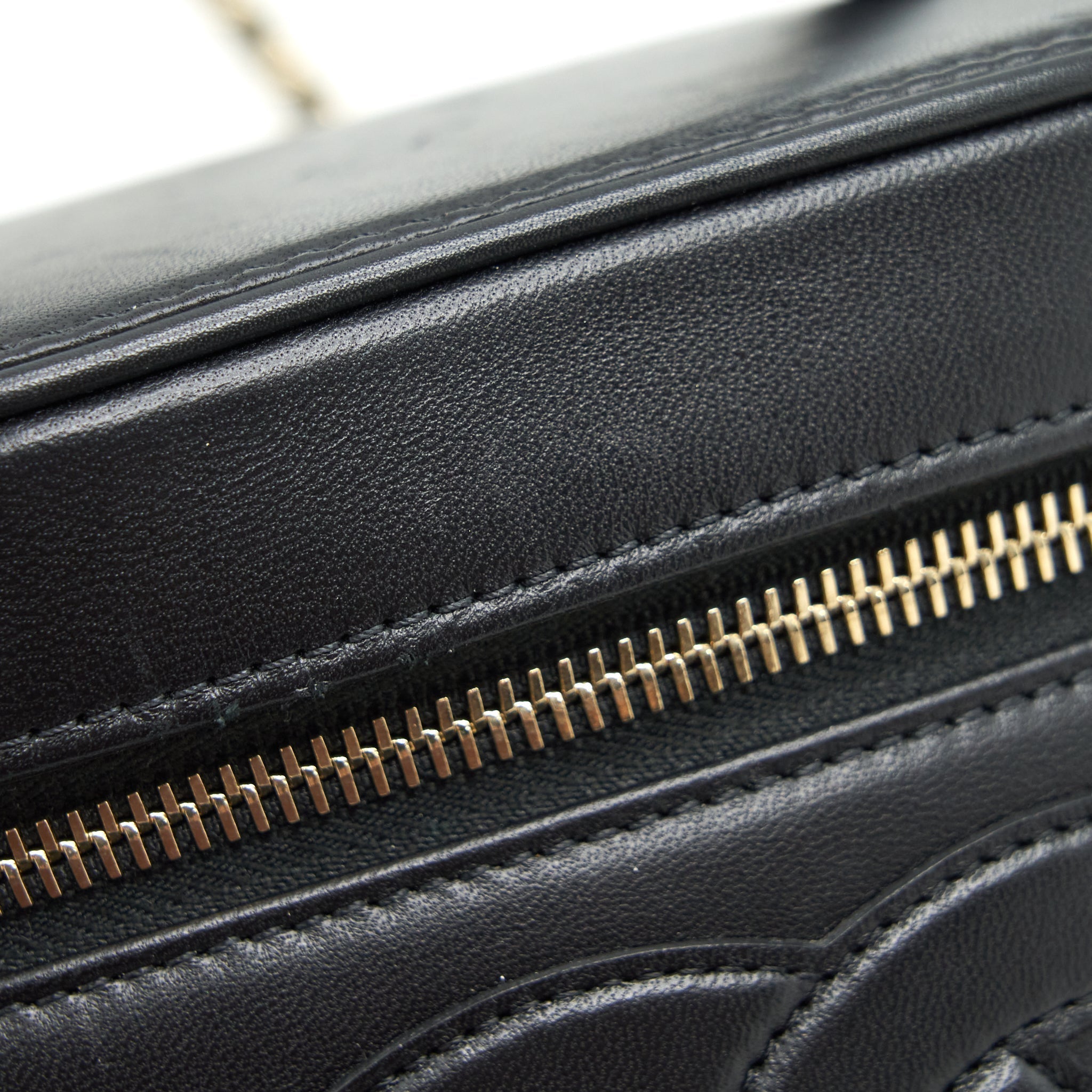 chanel-vanity-case-lambskin-black-lghw