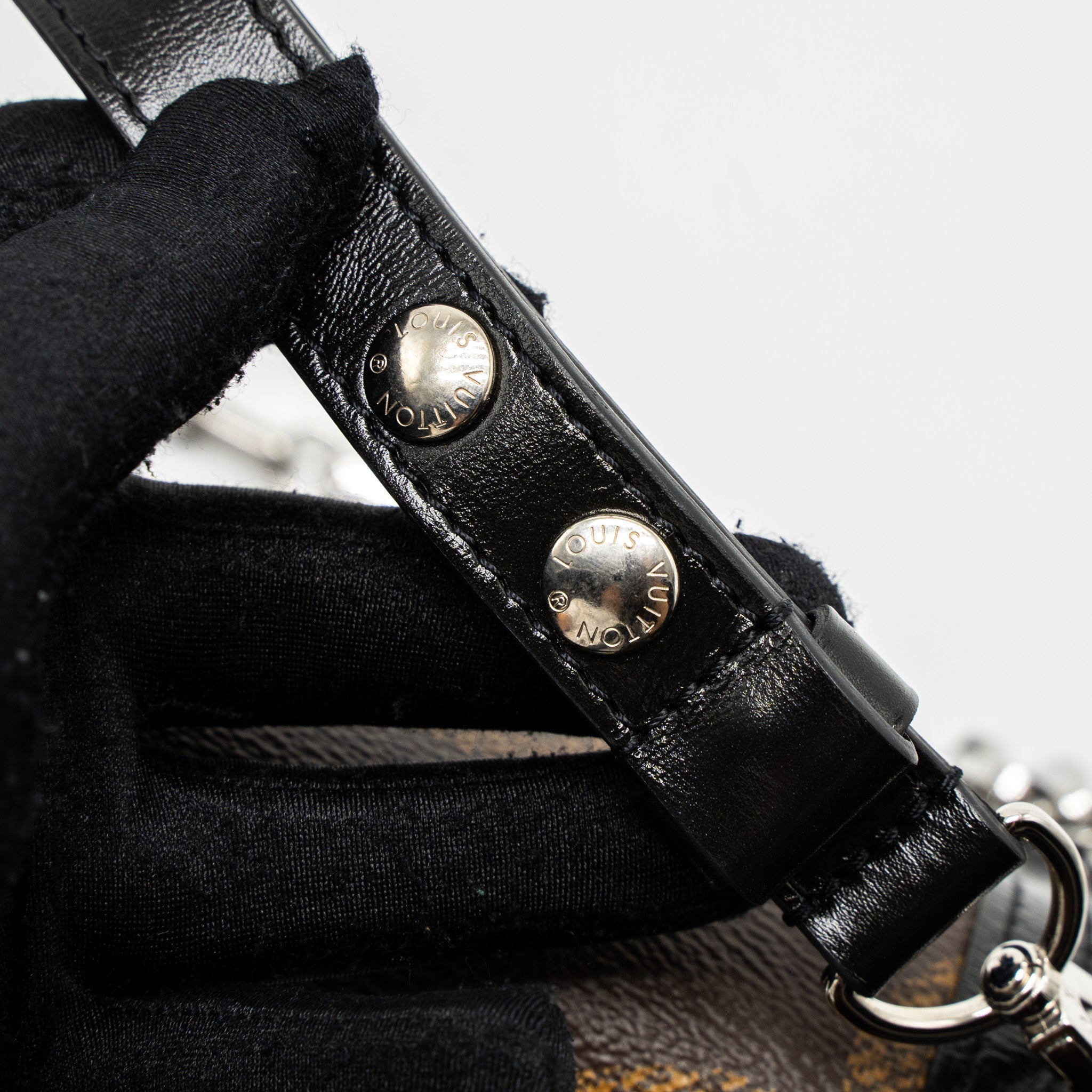 copy-of-louis-vuitton-dauphine-mm-giant-monogram-canvas-shw
