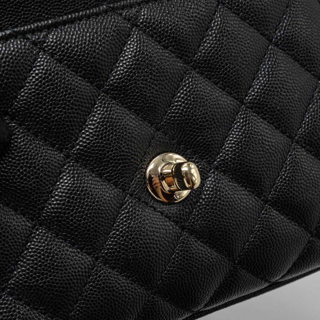chanel-coco-handle-extra-mini-caviar-black-lghwmicrochip-2