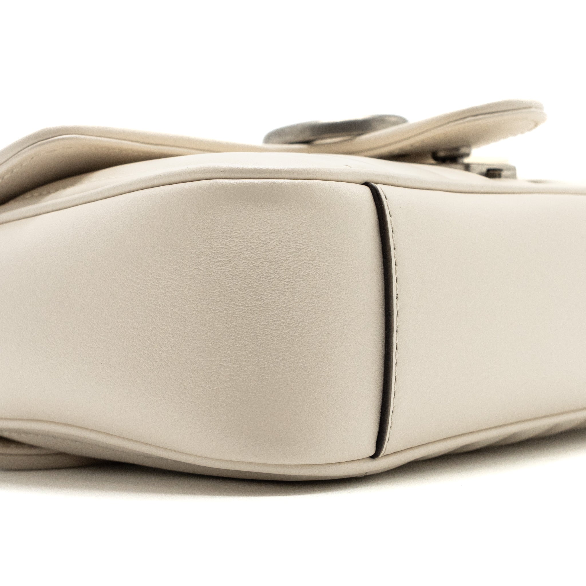 gucci-mini-marmont-calfskin-leather-cream-shw
