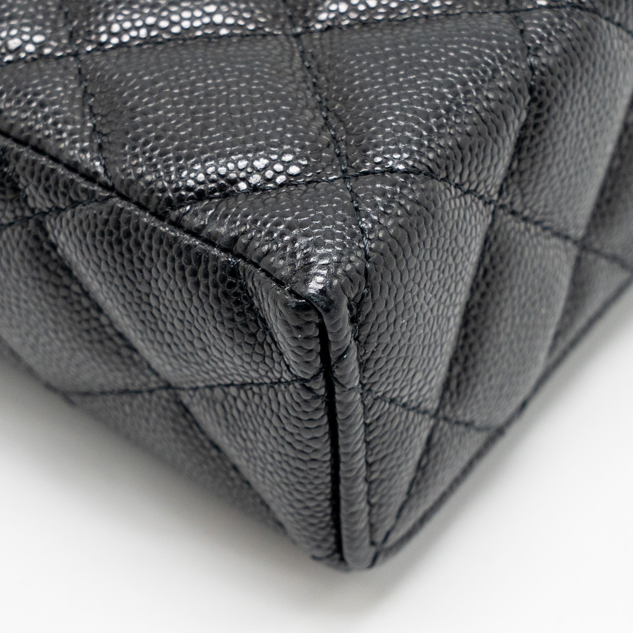 chanel-25p-cc-top-handle-vanity-with-chain-caviar-black-lghwmicrochip