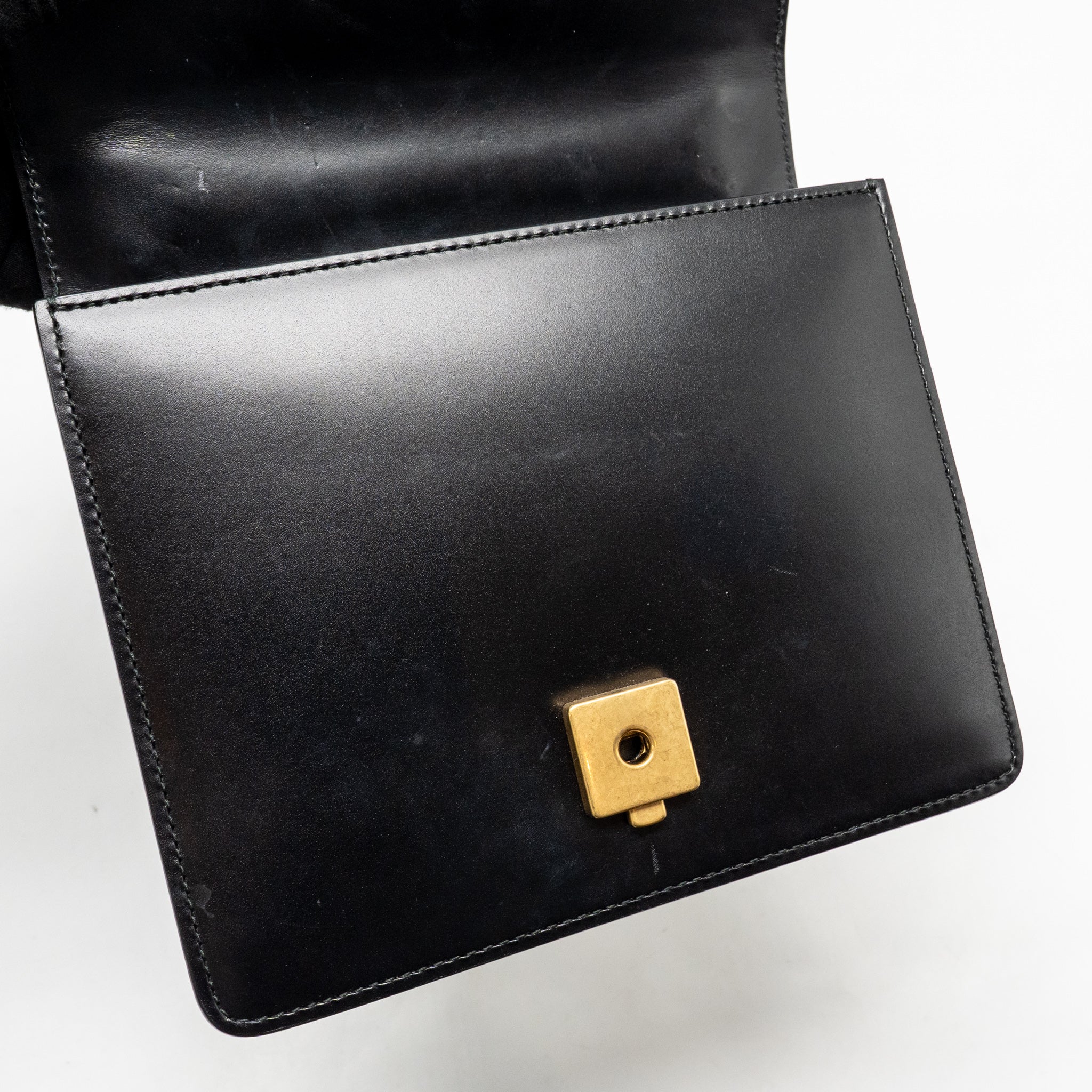 gucci-gg-marmont-square-purse-bag-calfskin-black-ghw