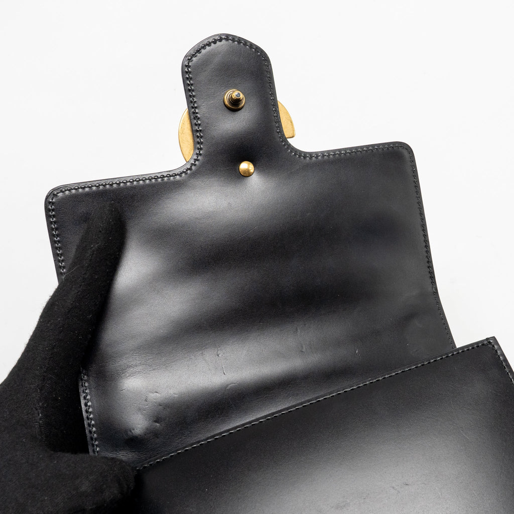 gucci-gg-marmont-square-purse-bag-calfskin-black-ghw
