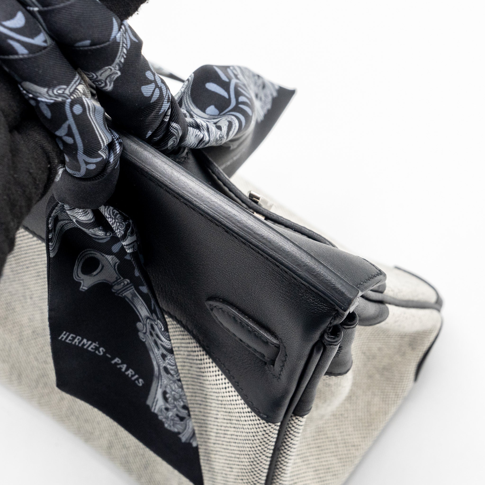 hermes-birkin-25-toile-swift-canvas-black-shw-stamp-b