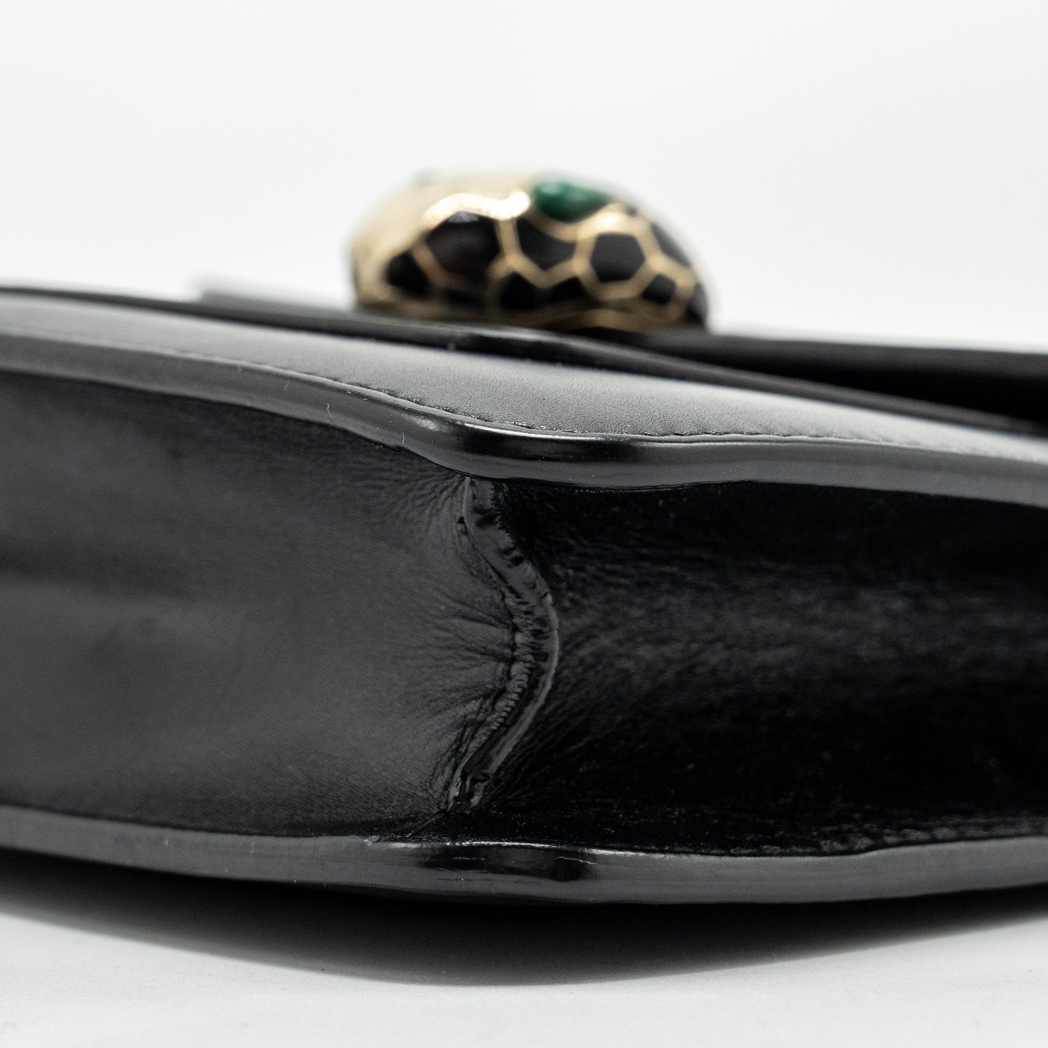 bvlgari-serpenti-forever-crossbody-bag-calfskin-black-lghw-1