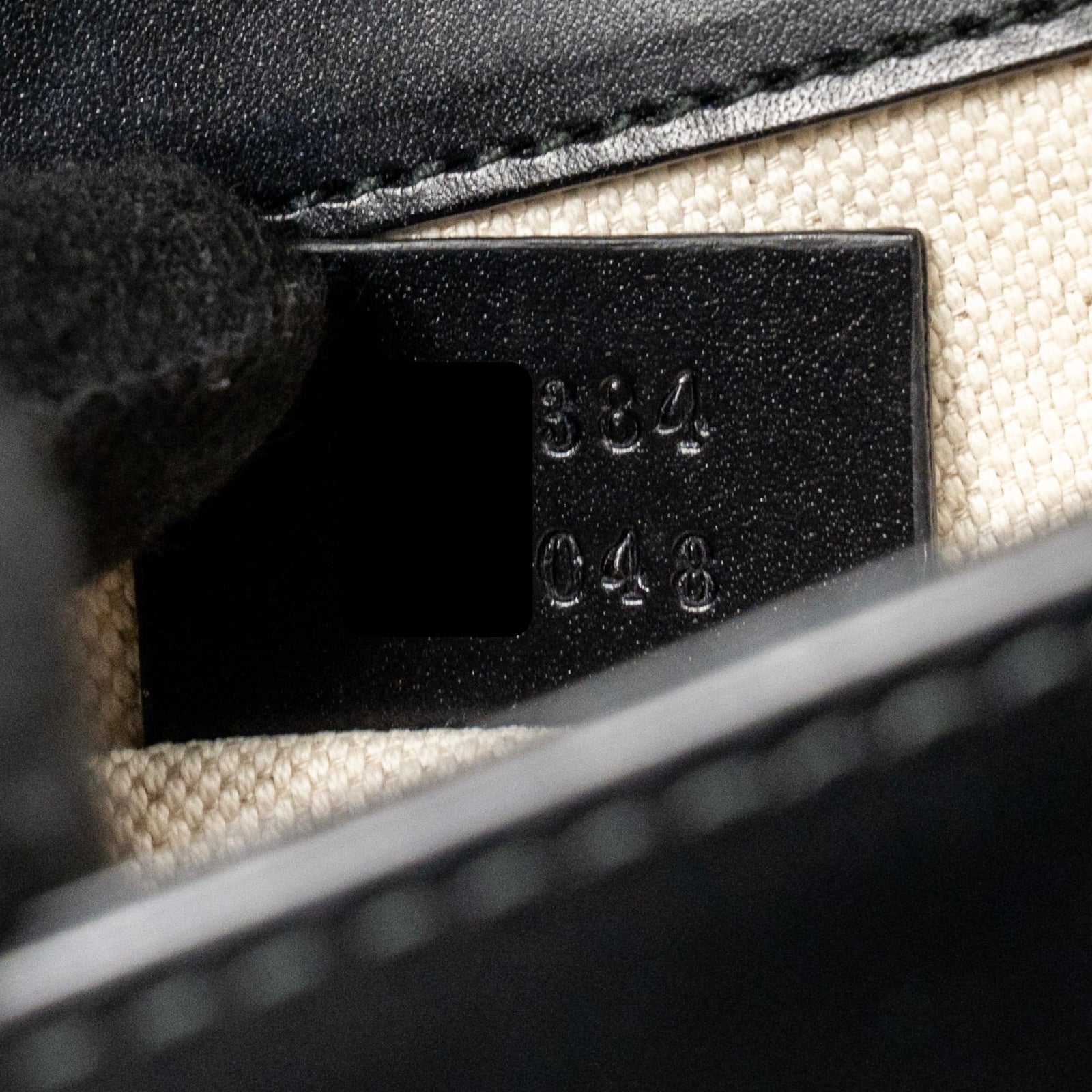 gucci-gg-marmont-square-purse-bag-calfskin-black-ghw