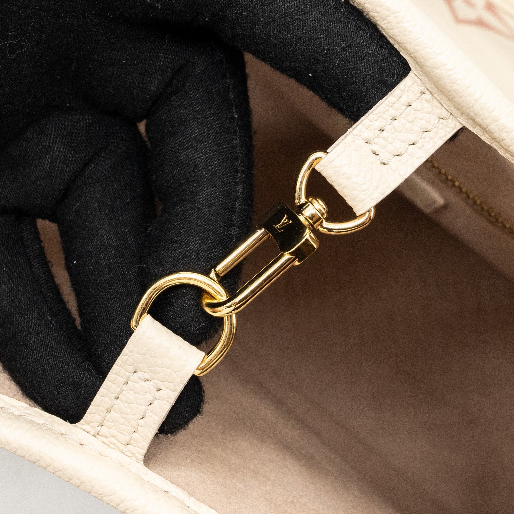louis-vuitton-neverfull-mm-monogram-empreinte-leather-creme-rose-trianon-ghwnew-version