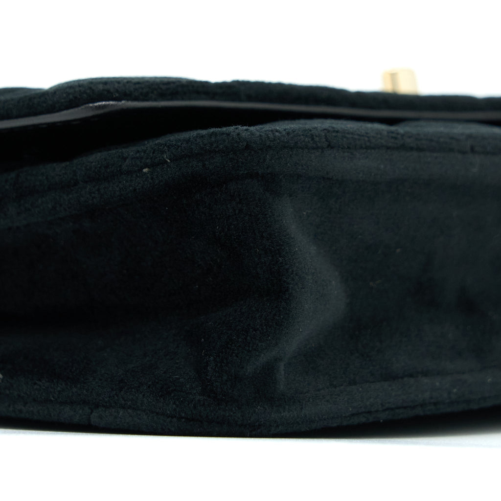 chanel-velvet-pearl-crush-wallet-on-chain-black-lghw