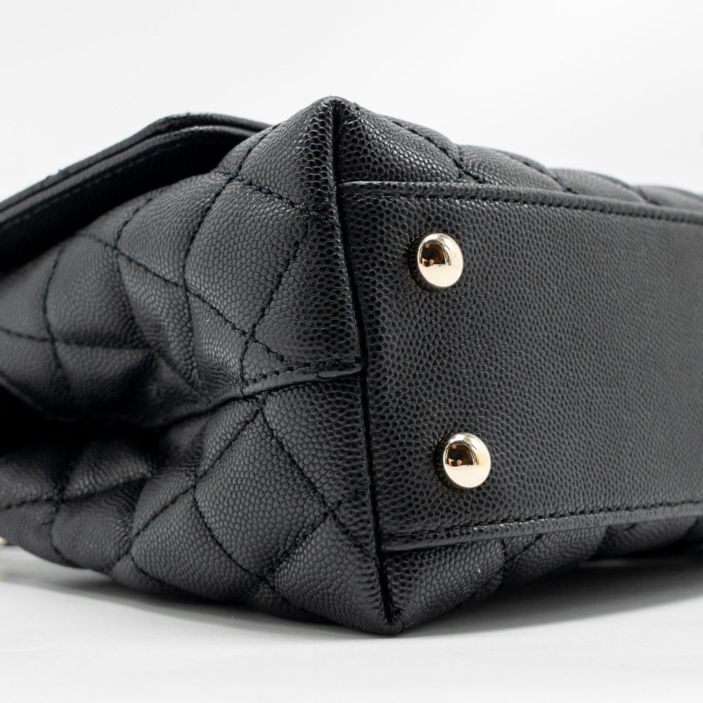 chanel-small-coco-handle-caviar-black-lghw-microchip-17