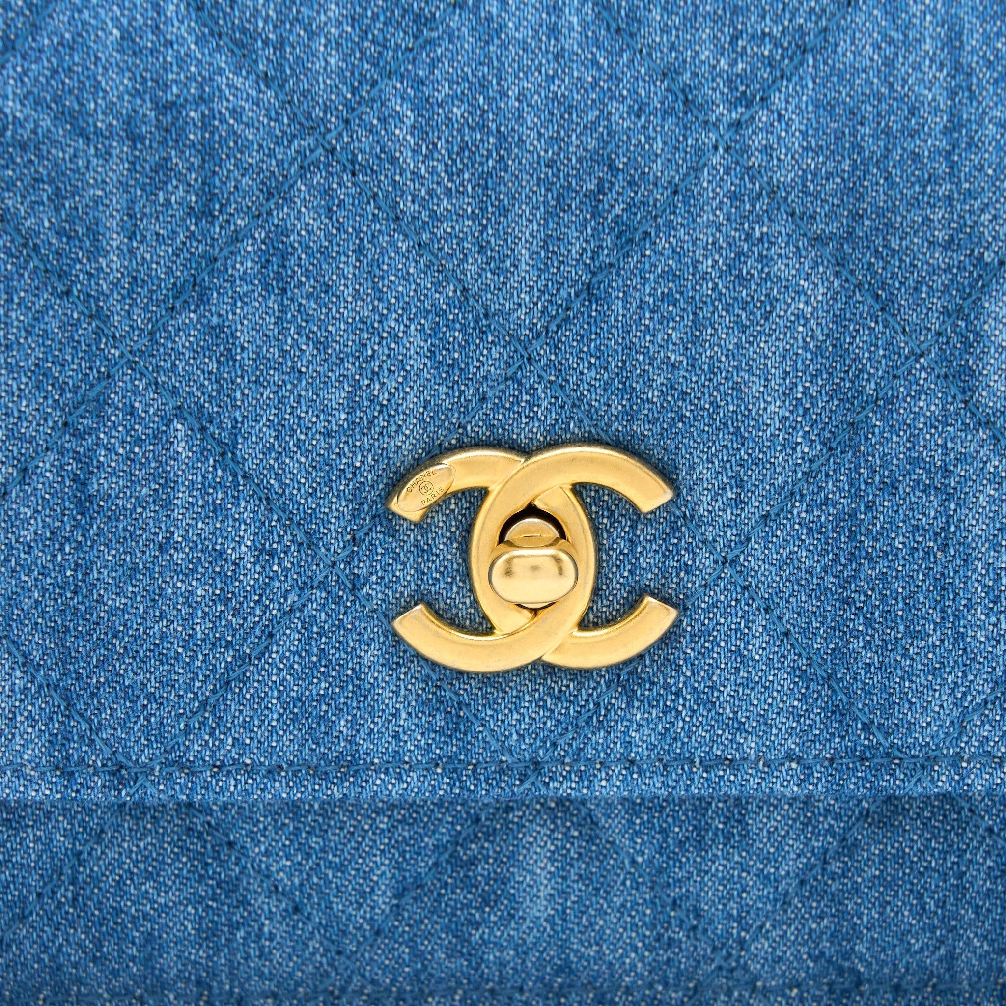 chanel-pearl-crush-wallet-on-chain-denim-ghw-microchip
