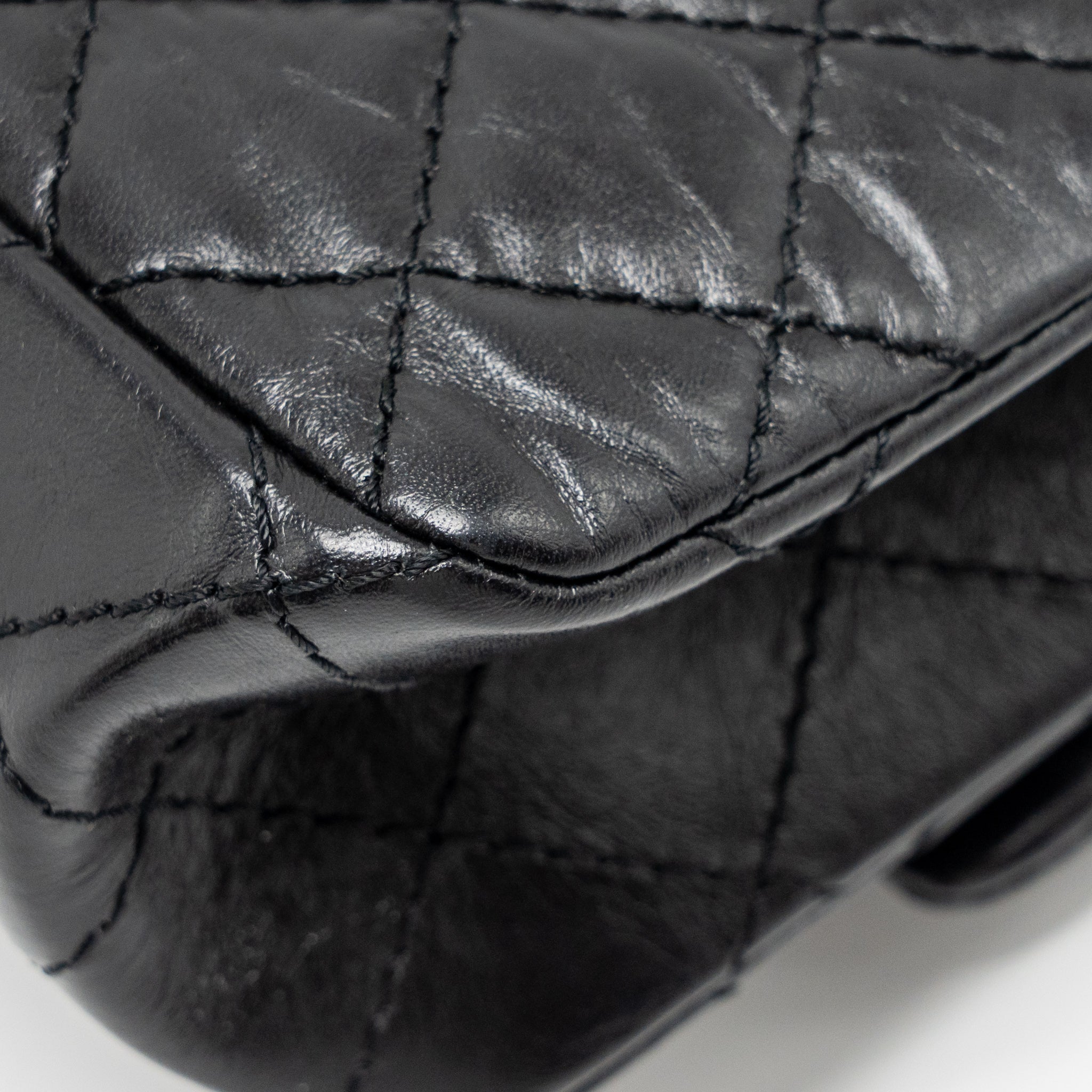 chanel-small-2-55-reissue-flap-bag-aged-calfskin-black-ghw-4