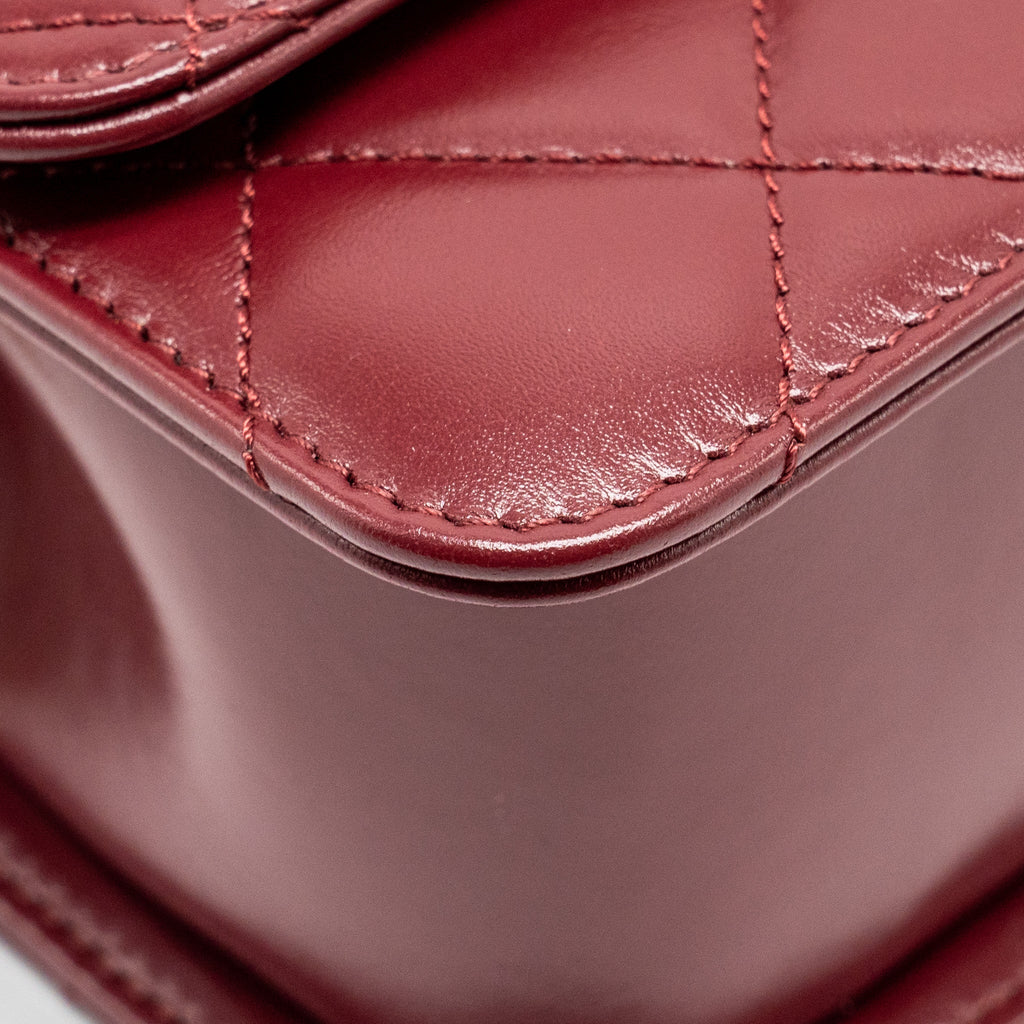 chanel-gold-crush-mini-flap-bag-calfskin-red-ghw-microchip