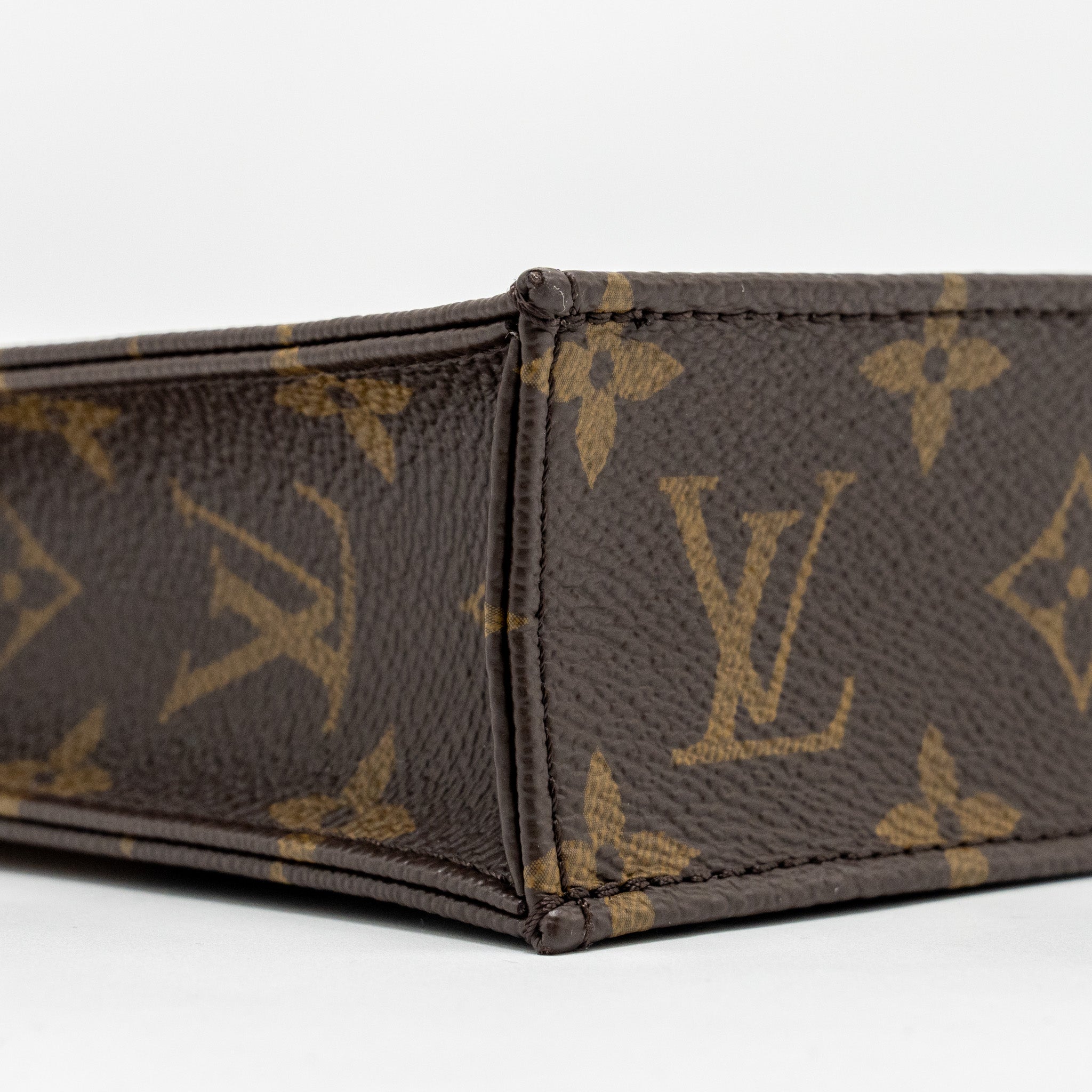 louis-vuitton-petit-sac-plat-monogram-canvas-ghw-17