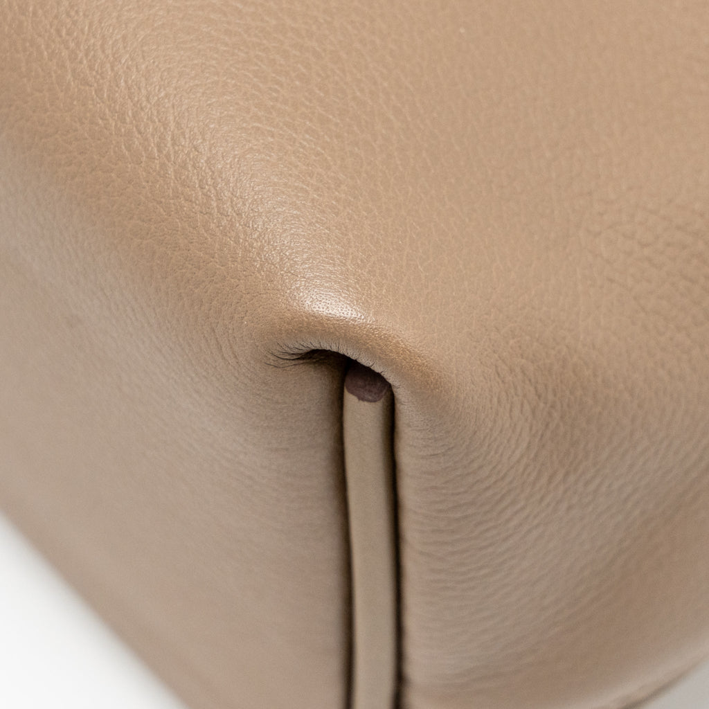 hermes-mini-24-24-2424-21-bag-evercolor-etoupe-shw-stamp-b