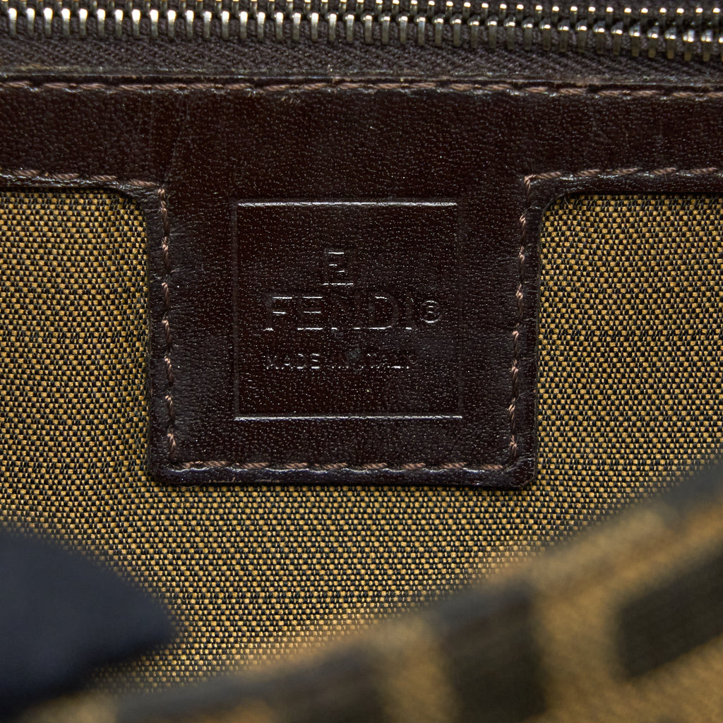 fendi-vintage-baguette-shouder-bag-ff-jacqiard-shw