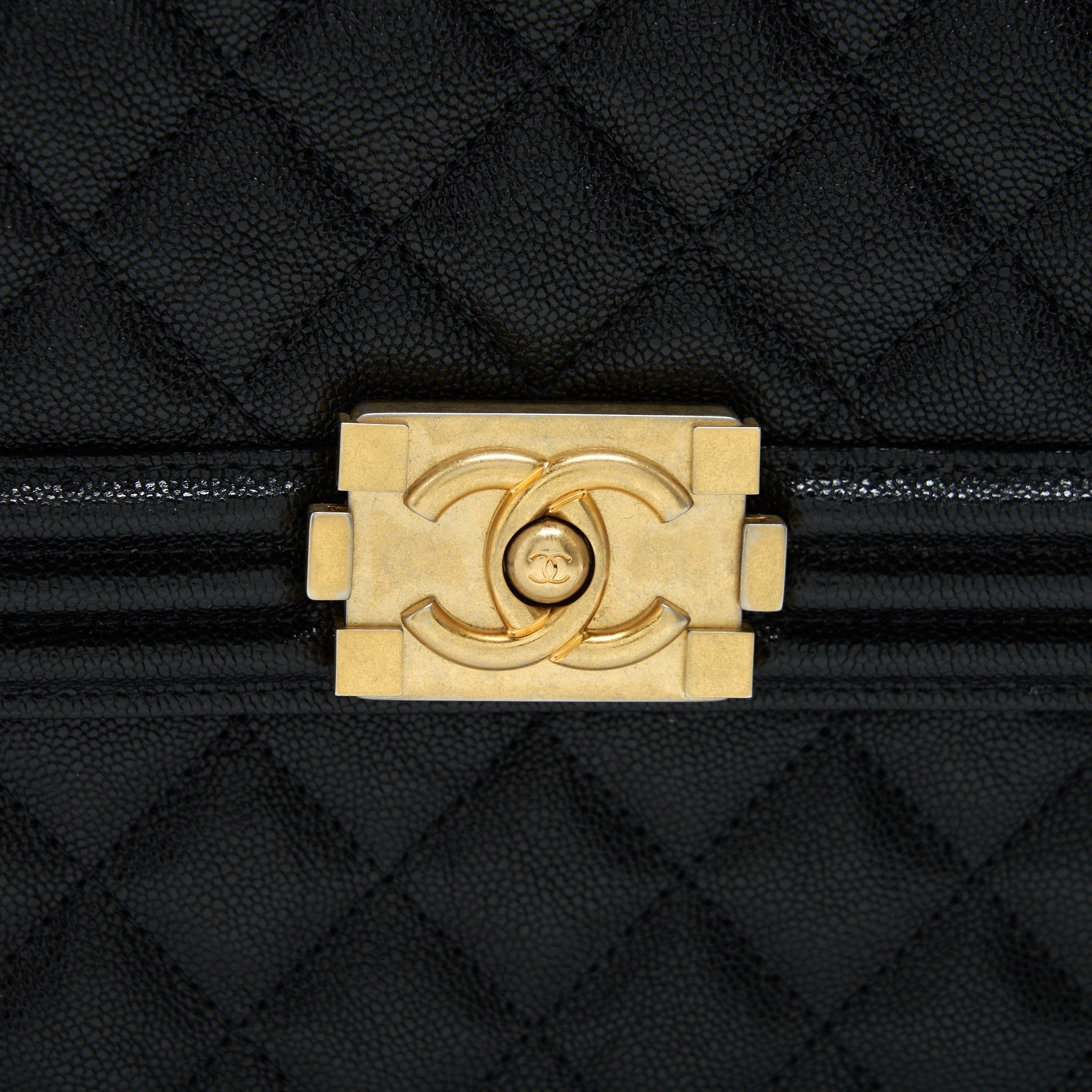 chanel-vertical-boy-bag-carviar-large-black-ghw