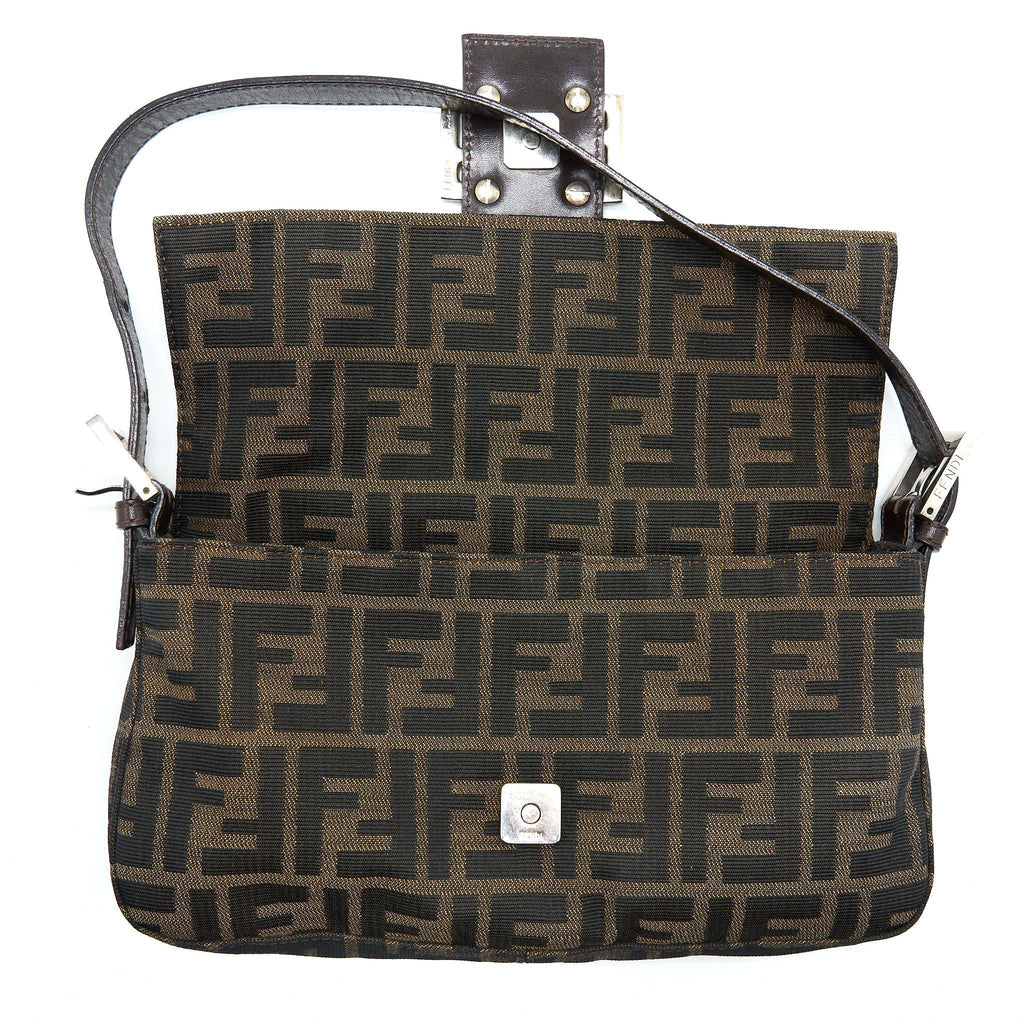 fendi-vintage-baguette-shouder-bag-ff-jacqiard-shw
