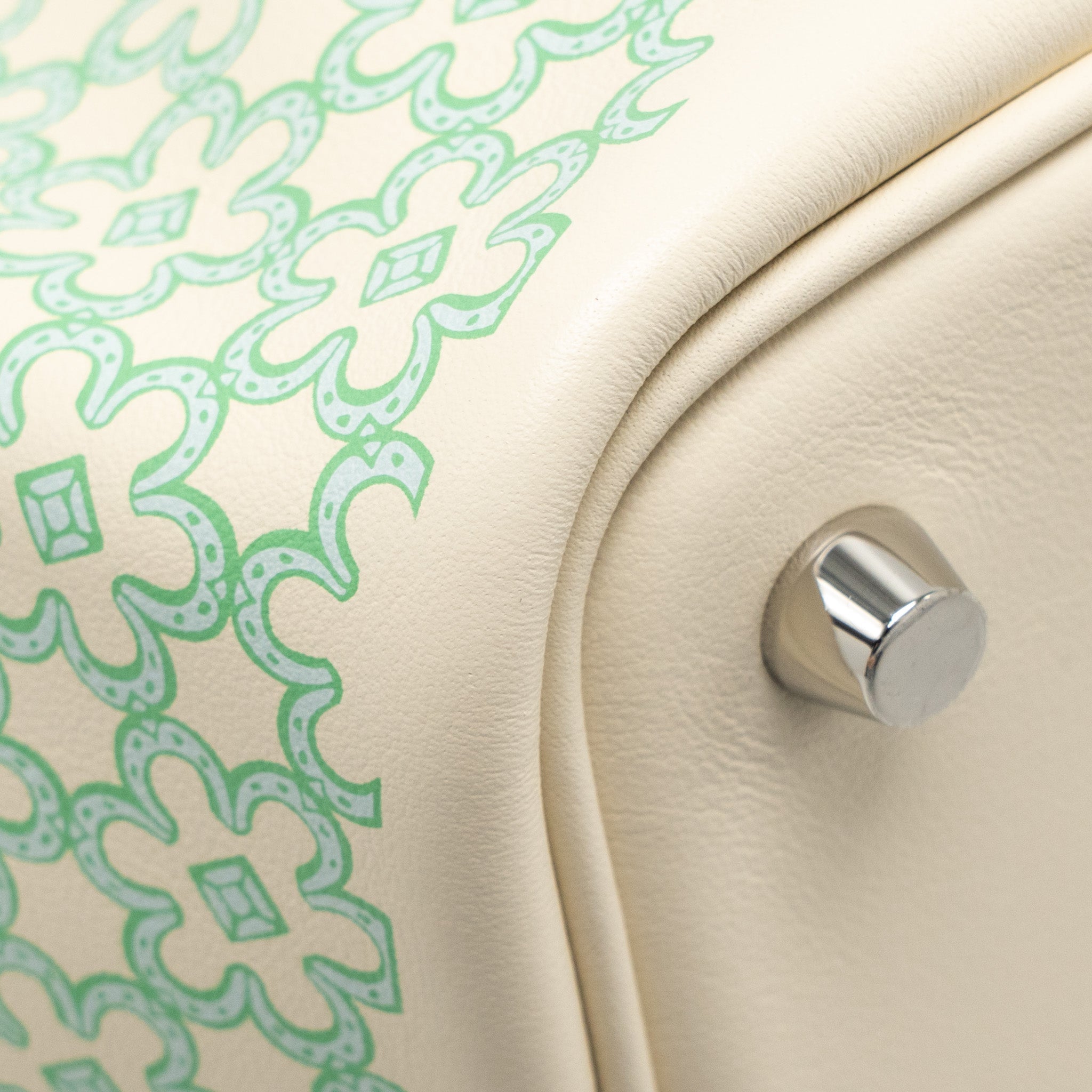 hermes-lucky-daisy-picotin-18-lock-bag-swift-nata-vert-blanc-shw-stamp-u