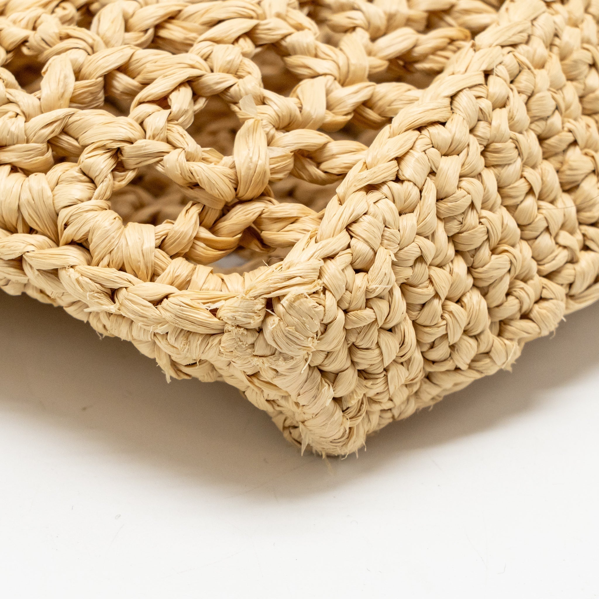 prada-crochet-tote-bag-raffia-natural