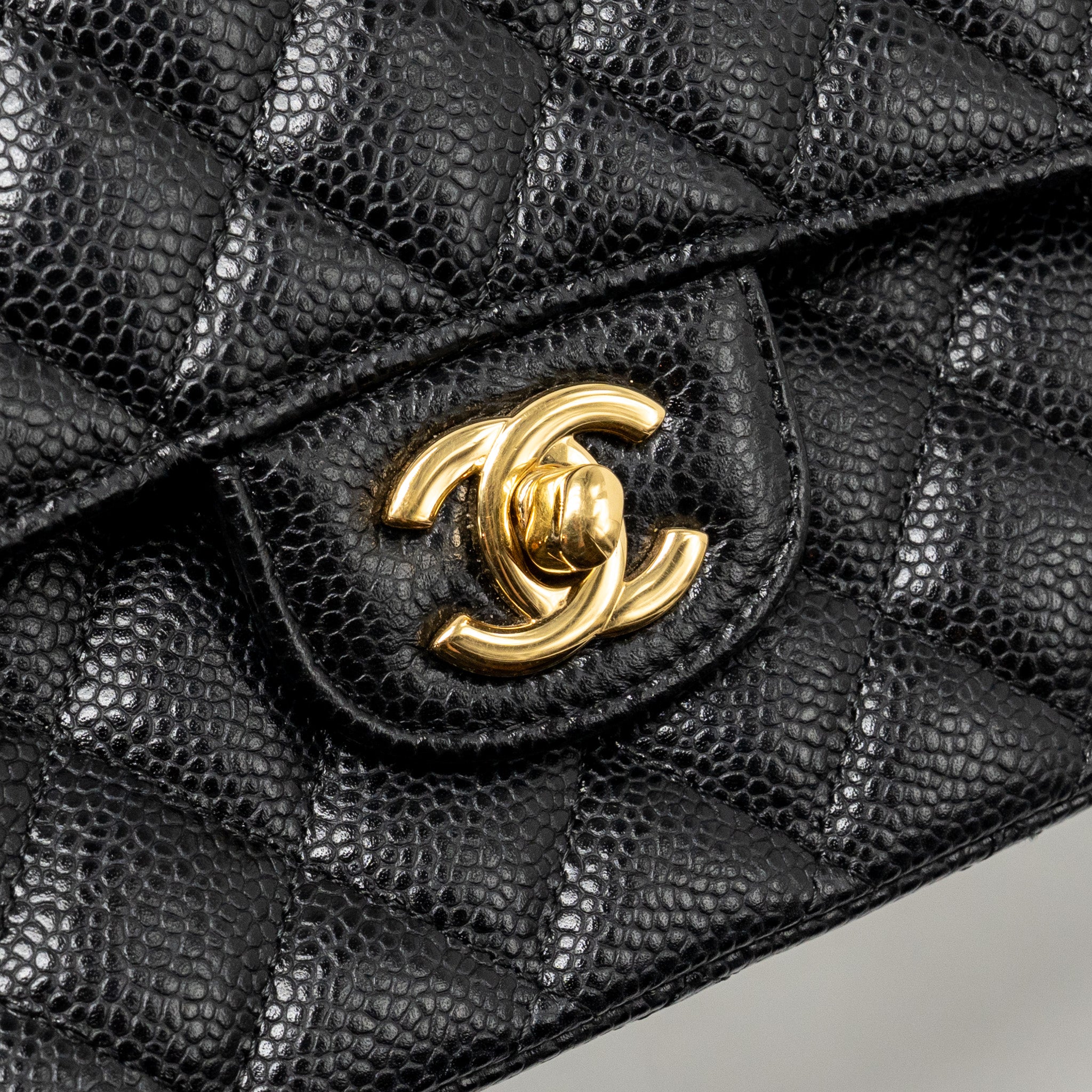 chanel-medium-classic-double-flap-bag-caviar-black-ghw-28