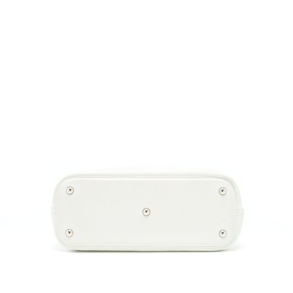 hermes-bolide-31-clemence-01-blanc-shw-stamp-square-p