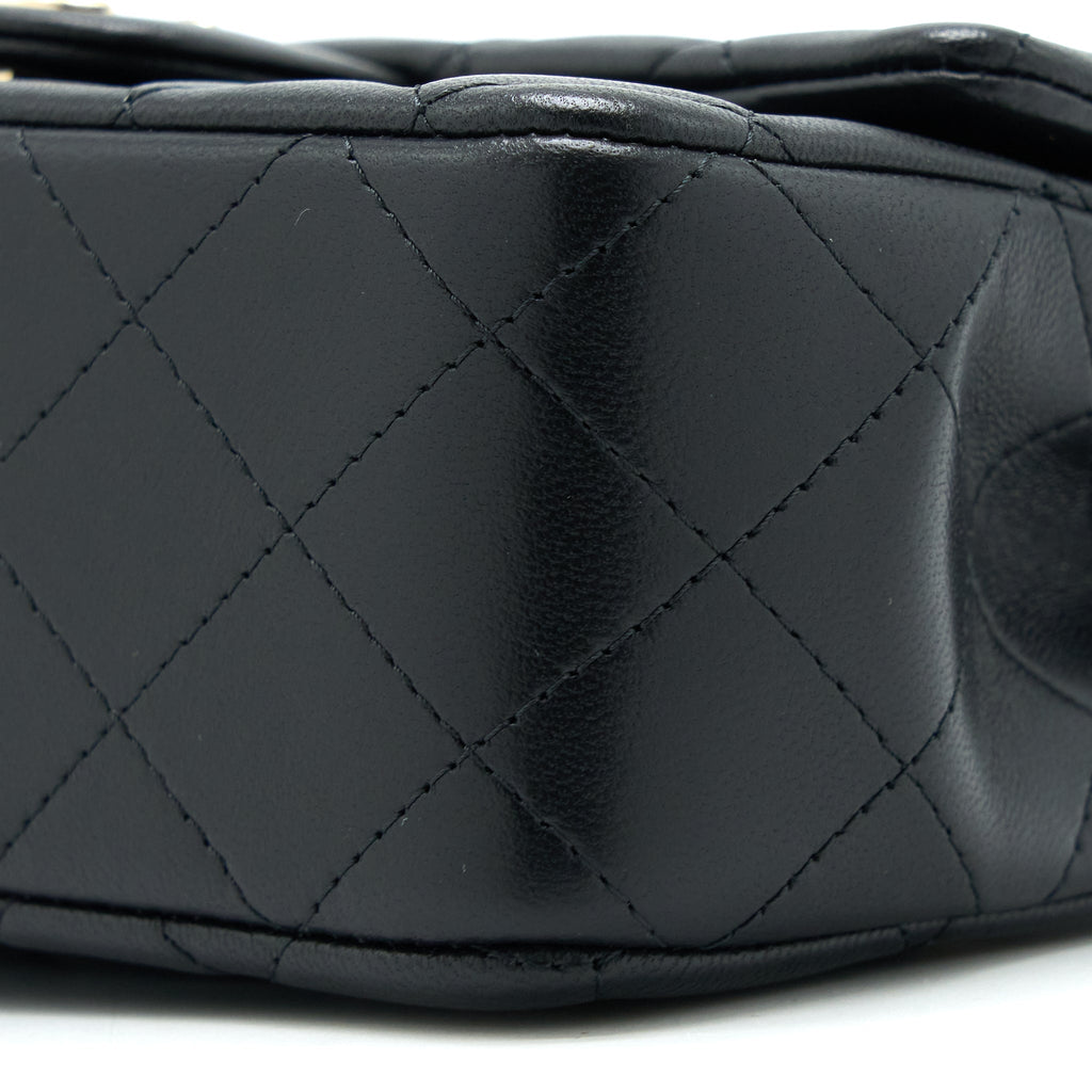 chanel-top-handle-mini-rectangular-flap-bag-lambskin-black-lghw-microchip-5