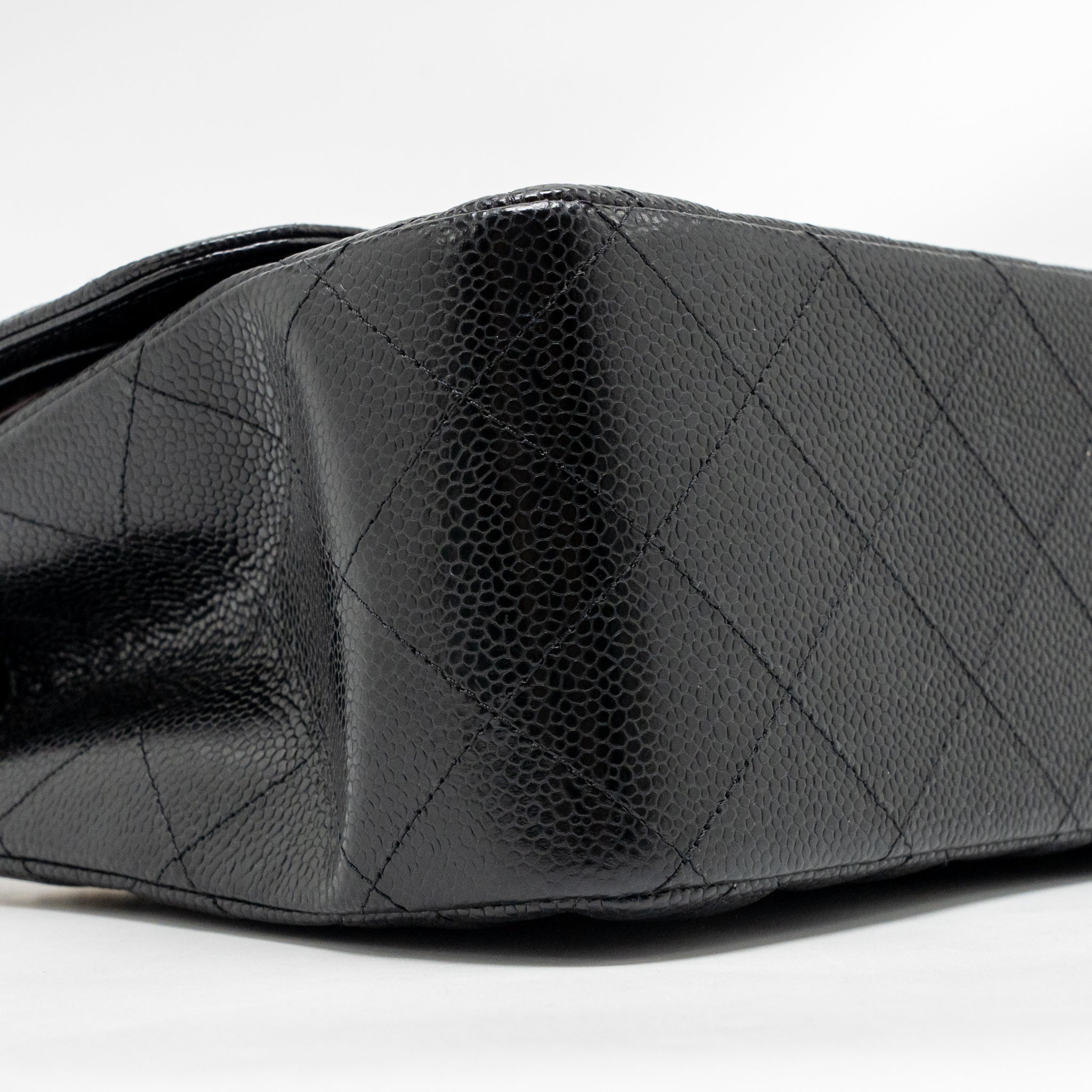chanel-jumbo-classic-double-flap-bag-caviar-black-ghw-microchip-1
