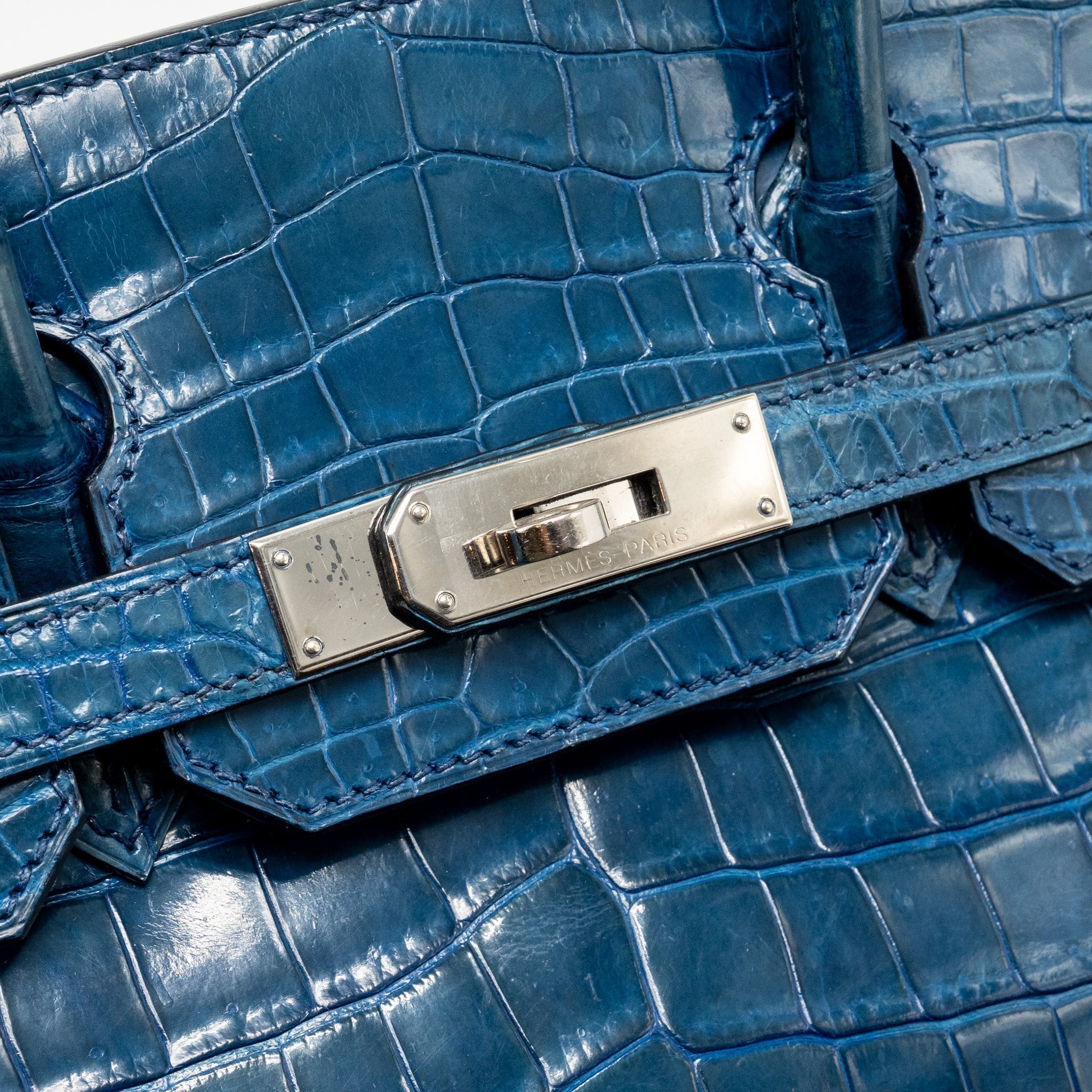 hermes-birkin-30-shiny-crocodile-niloticus-colvert-shw-stamp-square-l-copy-1