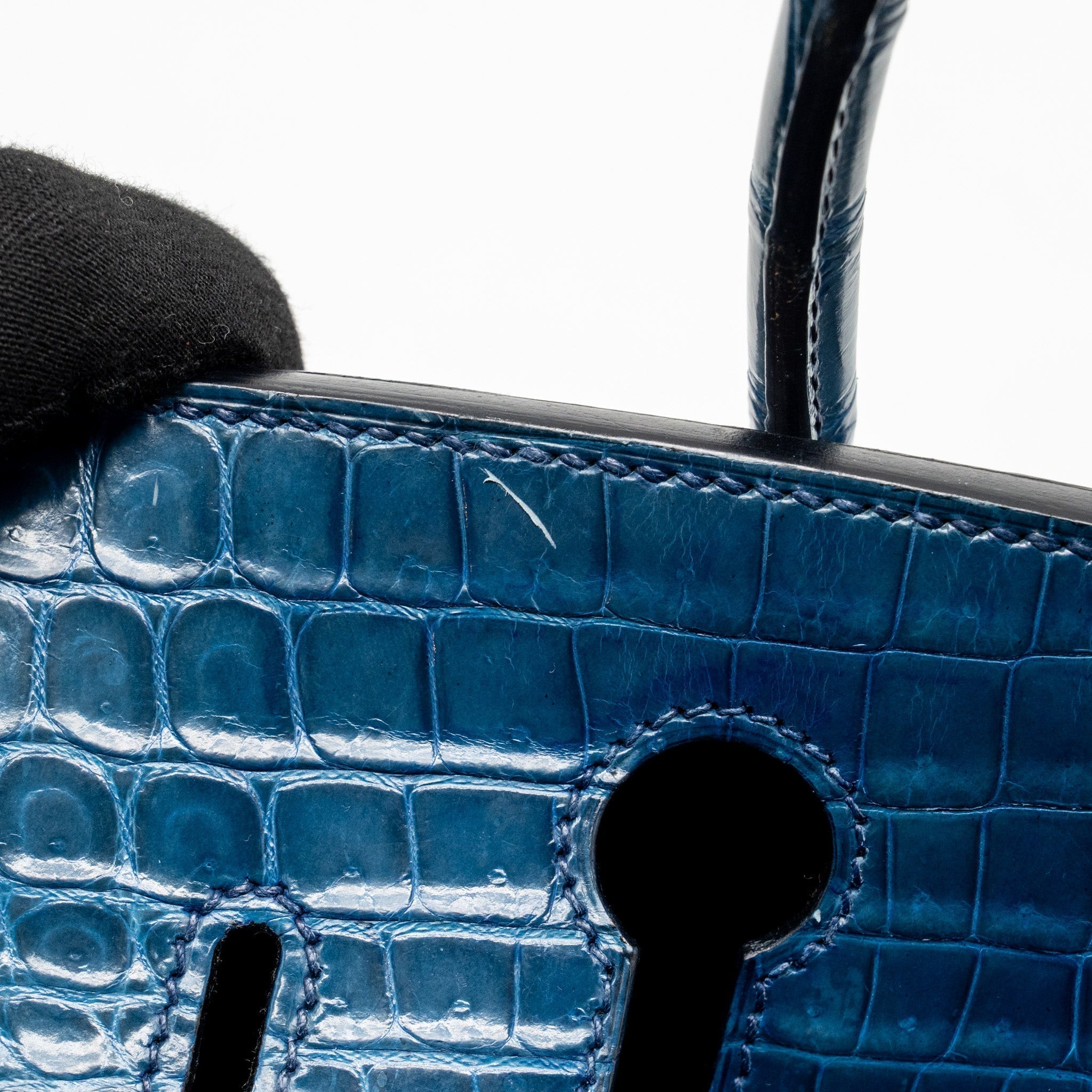 hermes-birkin-30-shiny-crocodile-niloticus-colvert-shw-stamp-square-l-copy-1