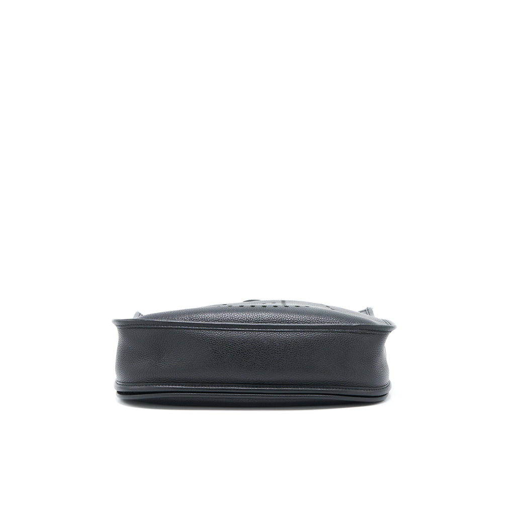 hermes-evelyn-29-clemence-black-shw-stamp-square-k