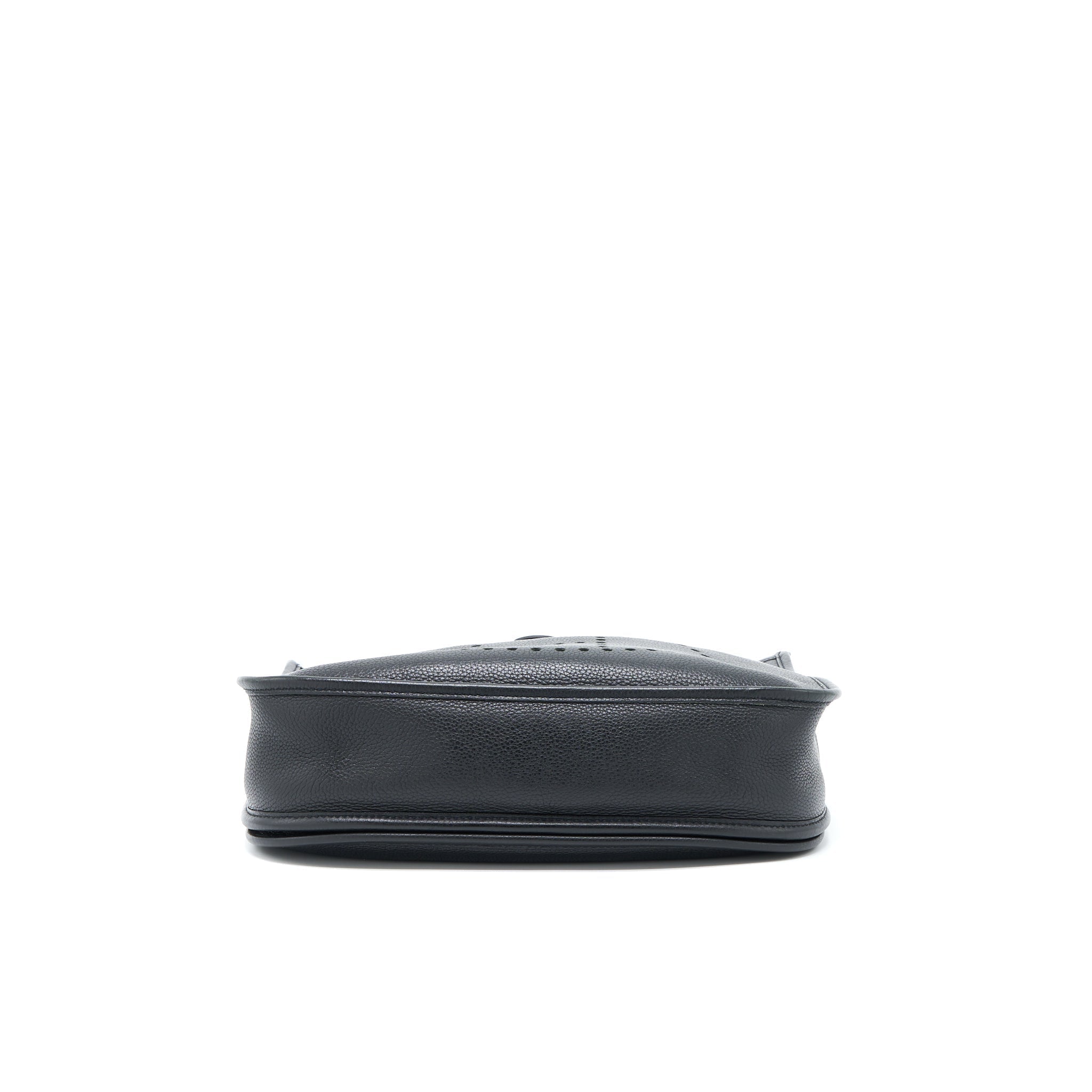 hermes-evelyn-29-clemence-black-shw-stamp-square-k