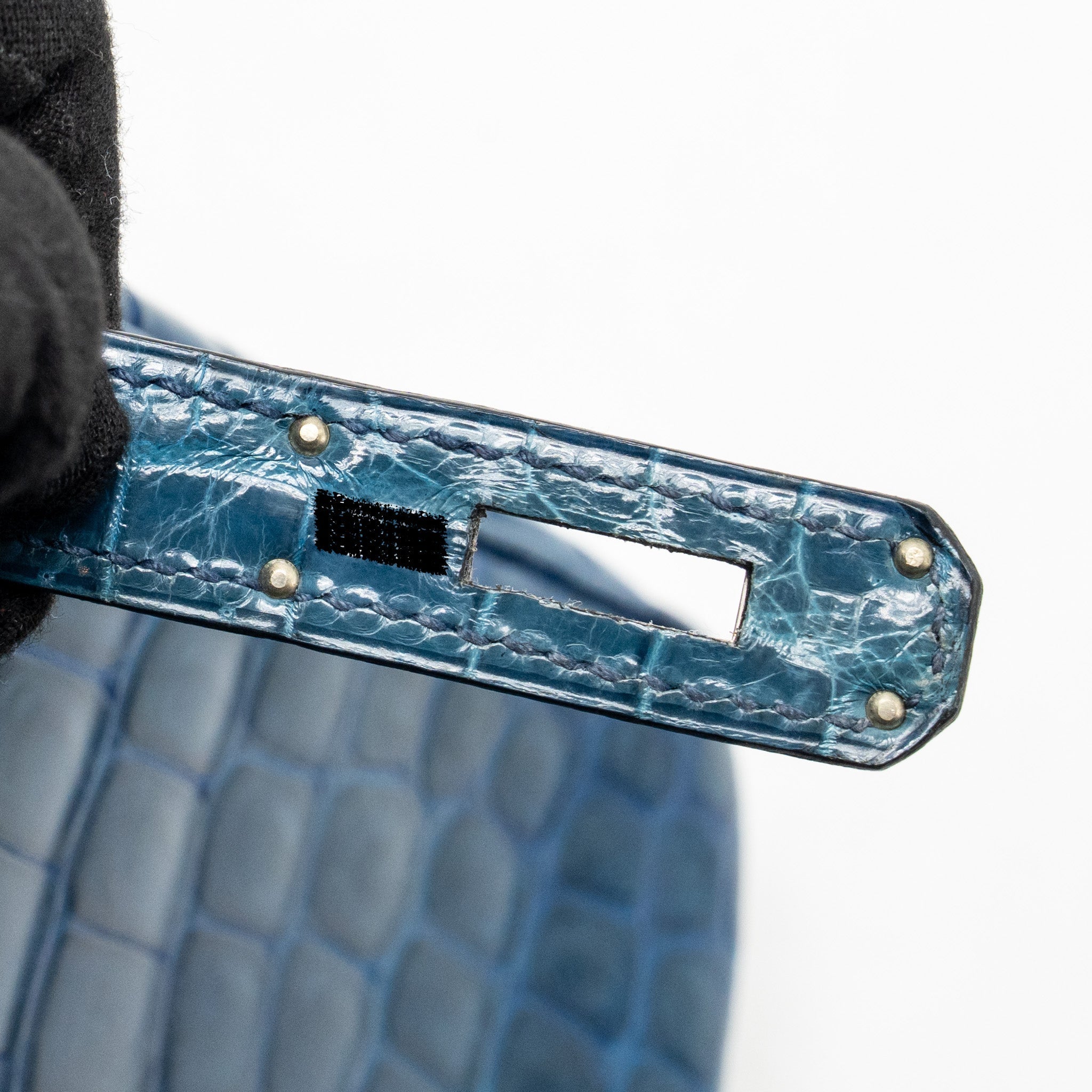 hermes-birkin-30-shiny-crocodile-niloticus-colvert-shw-stamp-square-l-copy-1