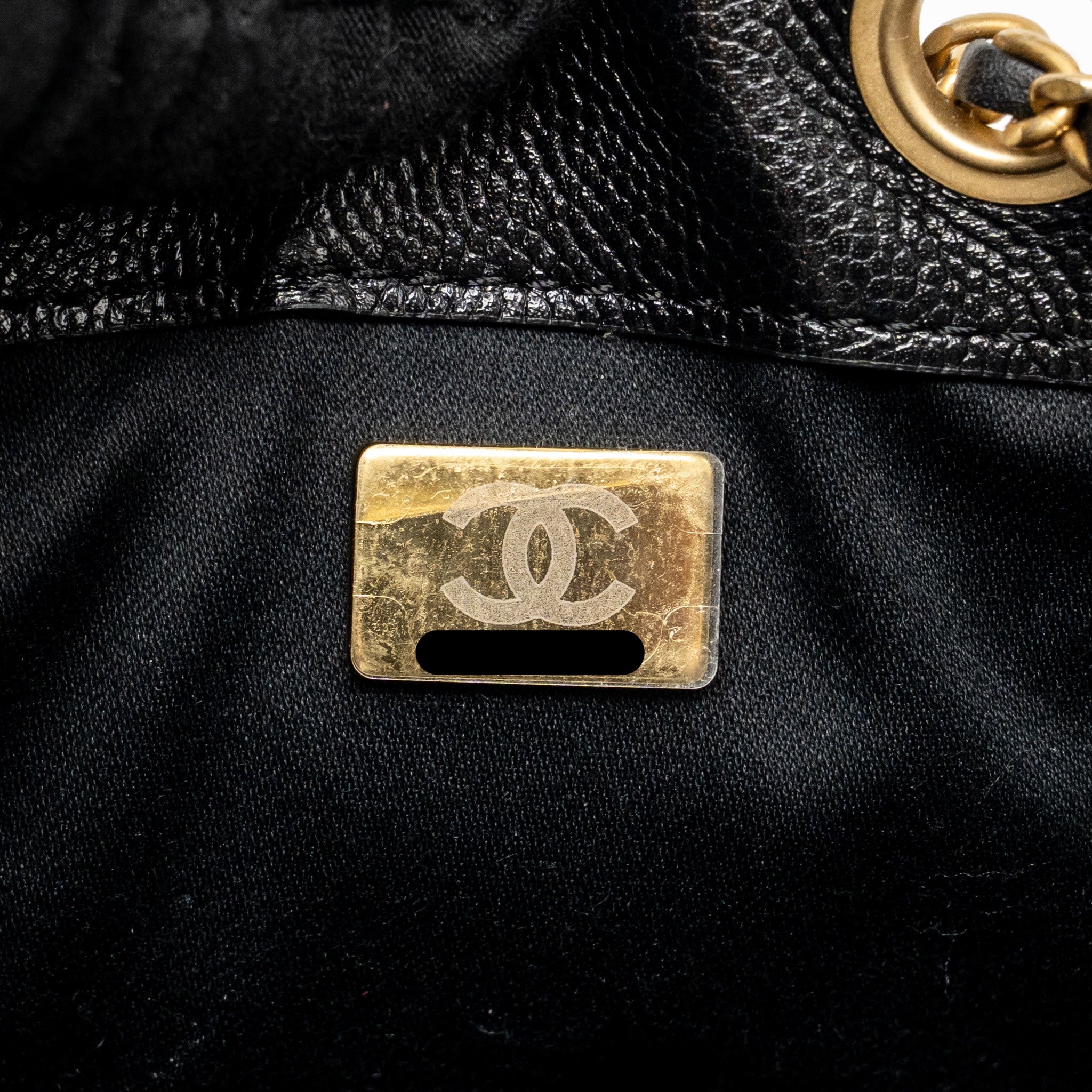 chanel-small-25-handbag-grained-calfskin-black-ghw-microchip
