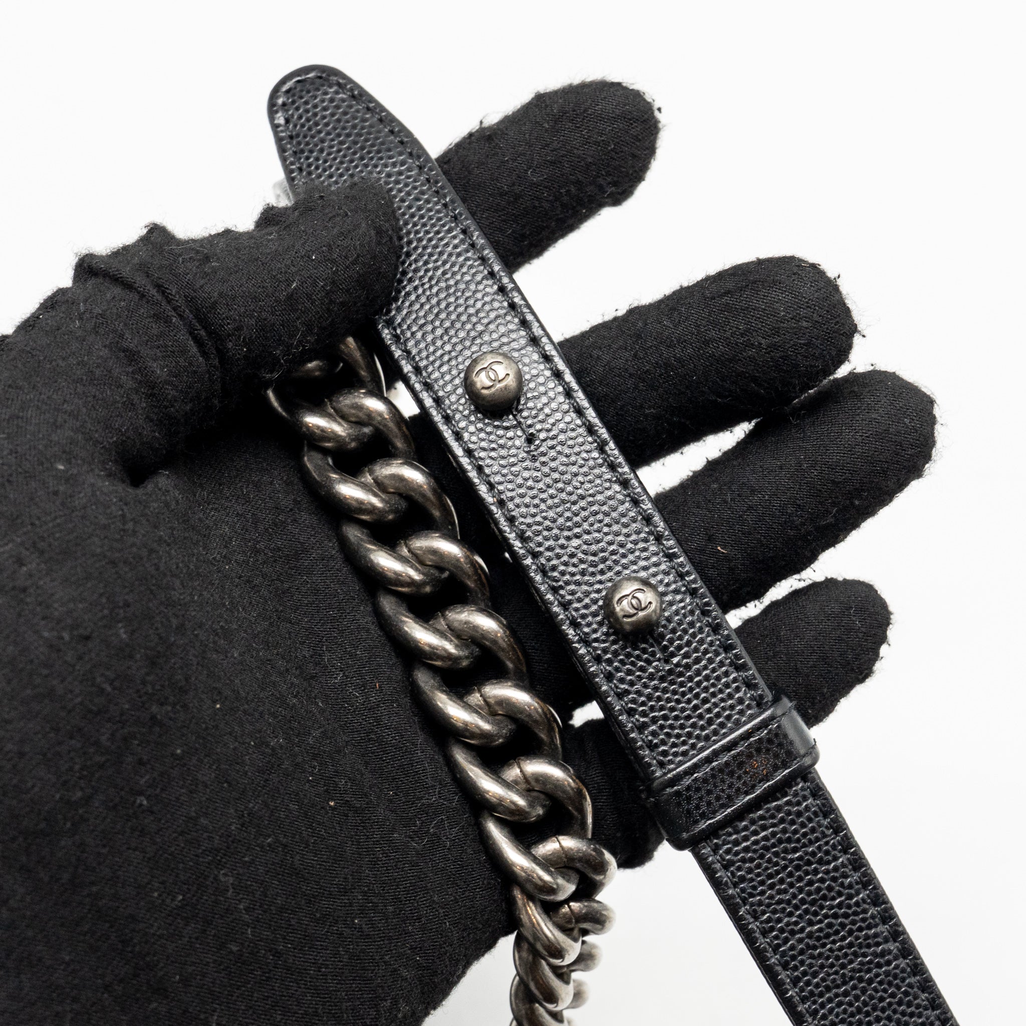chanel-medium-boy-bag-caviar-black-ruthenium-silver-hardware