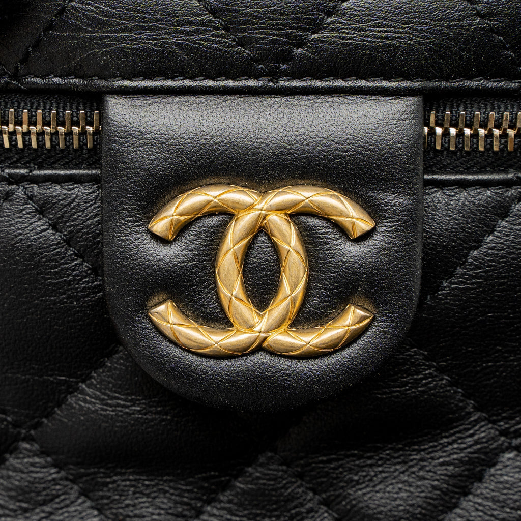 copy-of-chanel-top-handle-vanity-crossbody-bag-calfskin-black-brushed-ghw-microchip