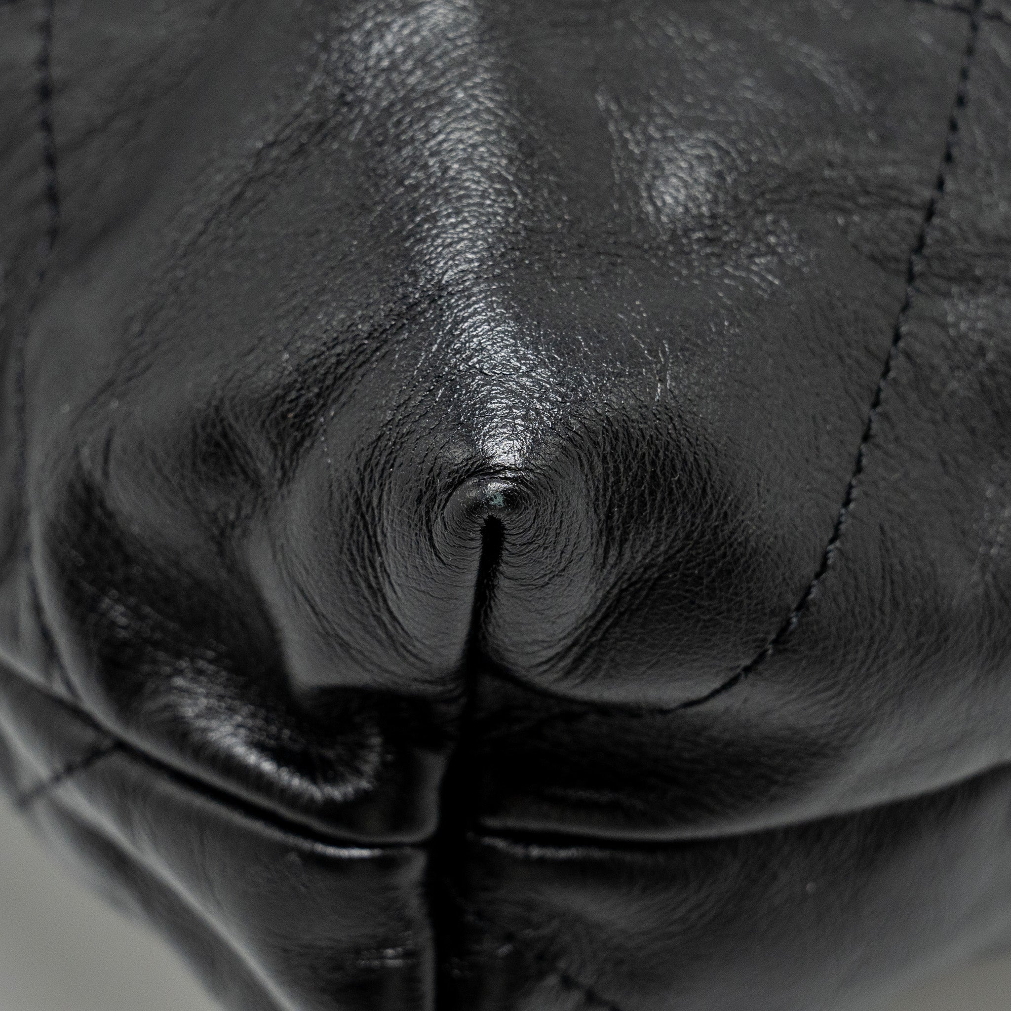 chanel-medium-22-shiny-calfskin-black-shw-microchip