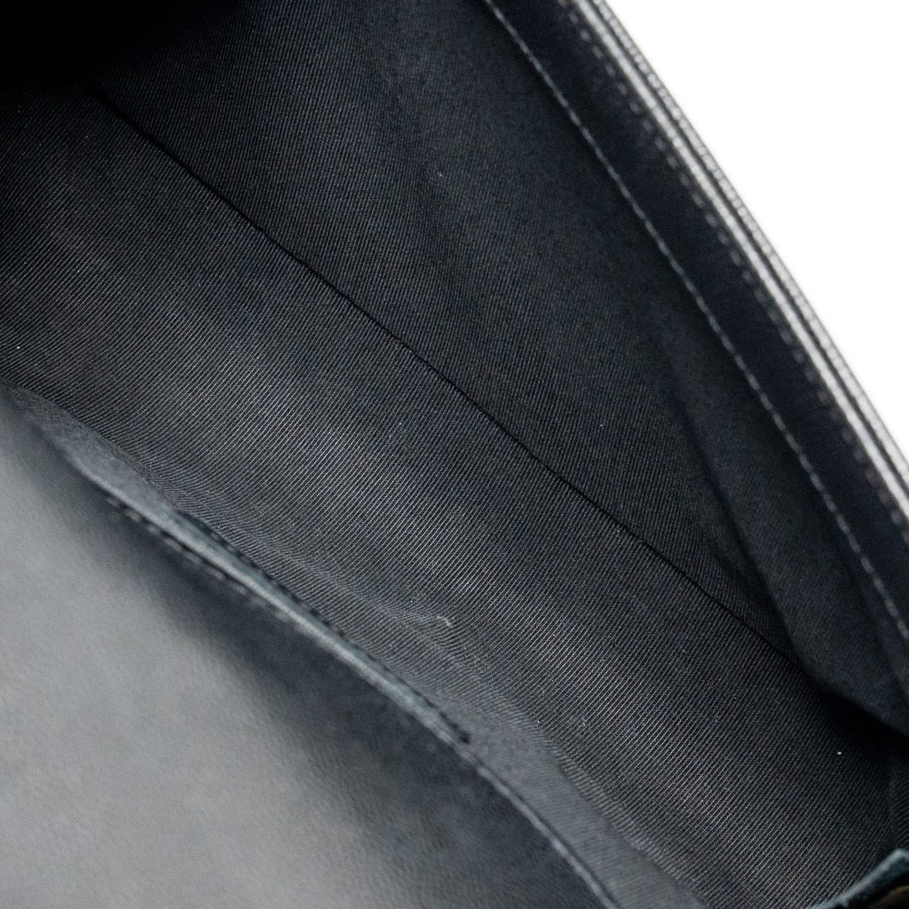chanel-medium-boy-bag-caviar-black-ruthenium-silver-hardware