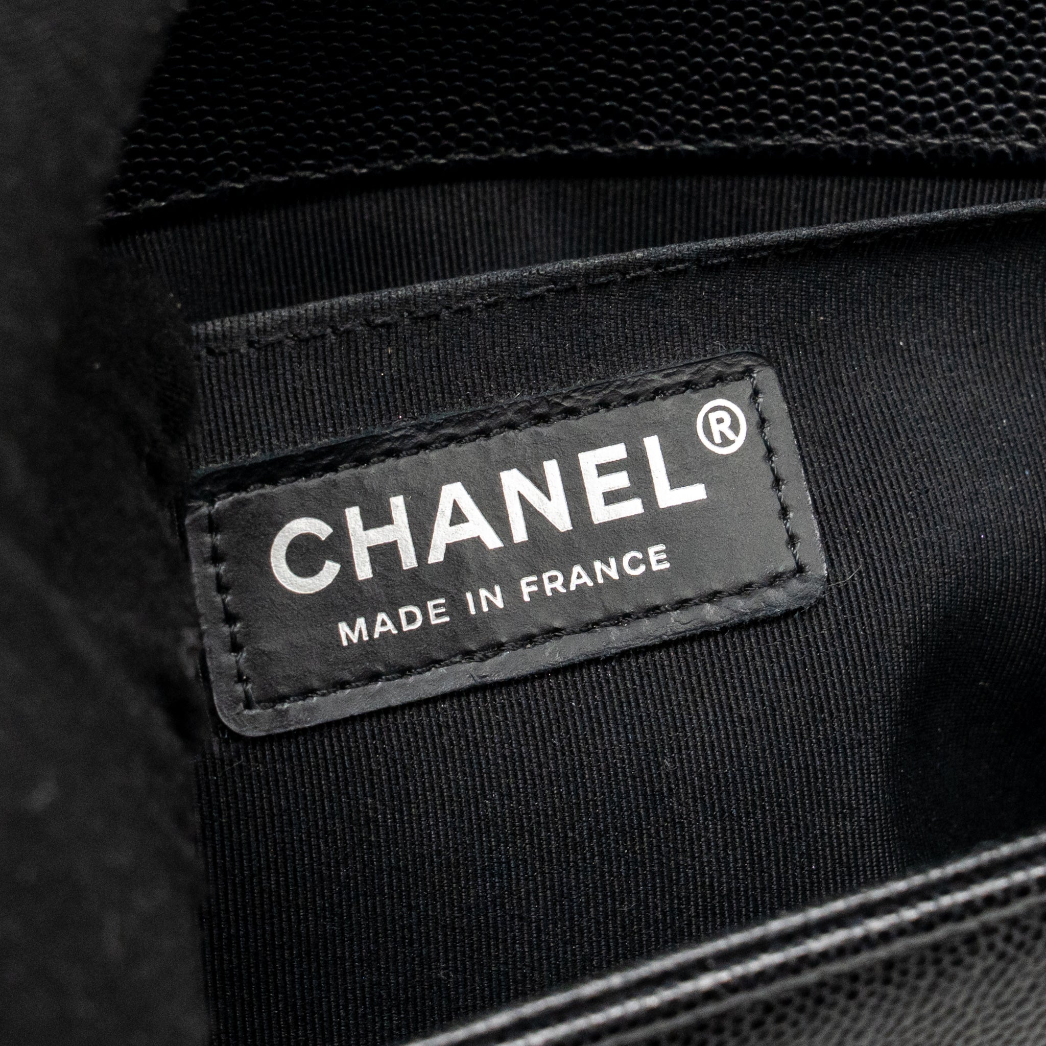 chanel-medium-boy-bag-caviar-black-ruthenium-silver-hardware
