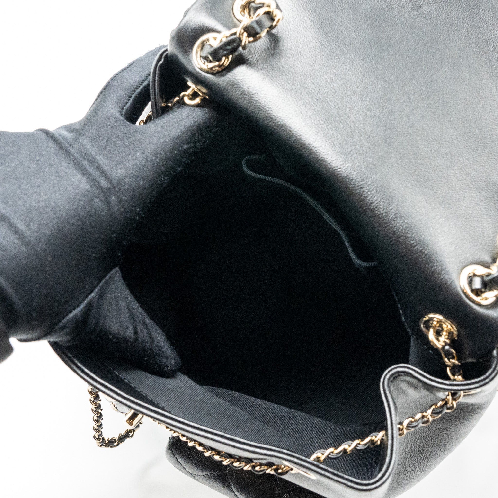 chanel-23a-triple-pack-backpack-calfskin-black-lghw-microchip